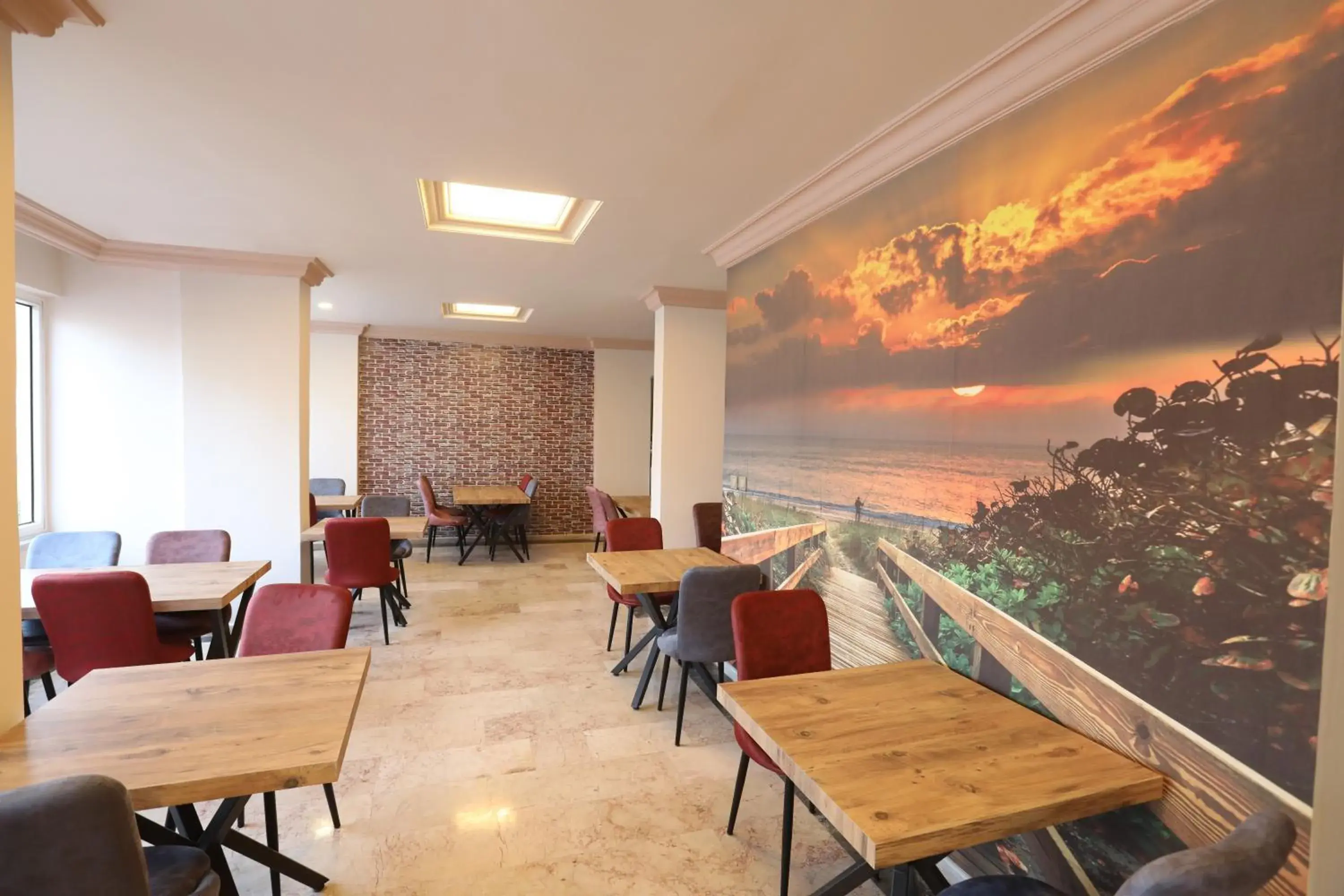 Restaurant/places to eat in Luna Piena Hotel Restaurant/places to eat in Luna Piena Hotel