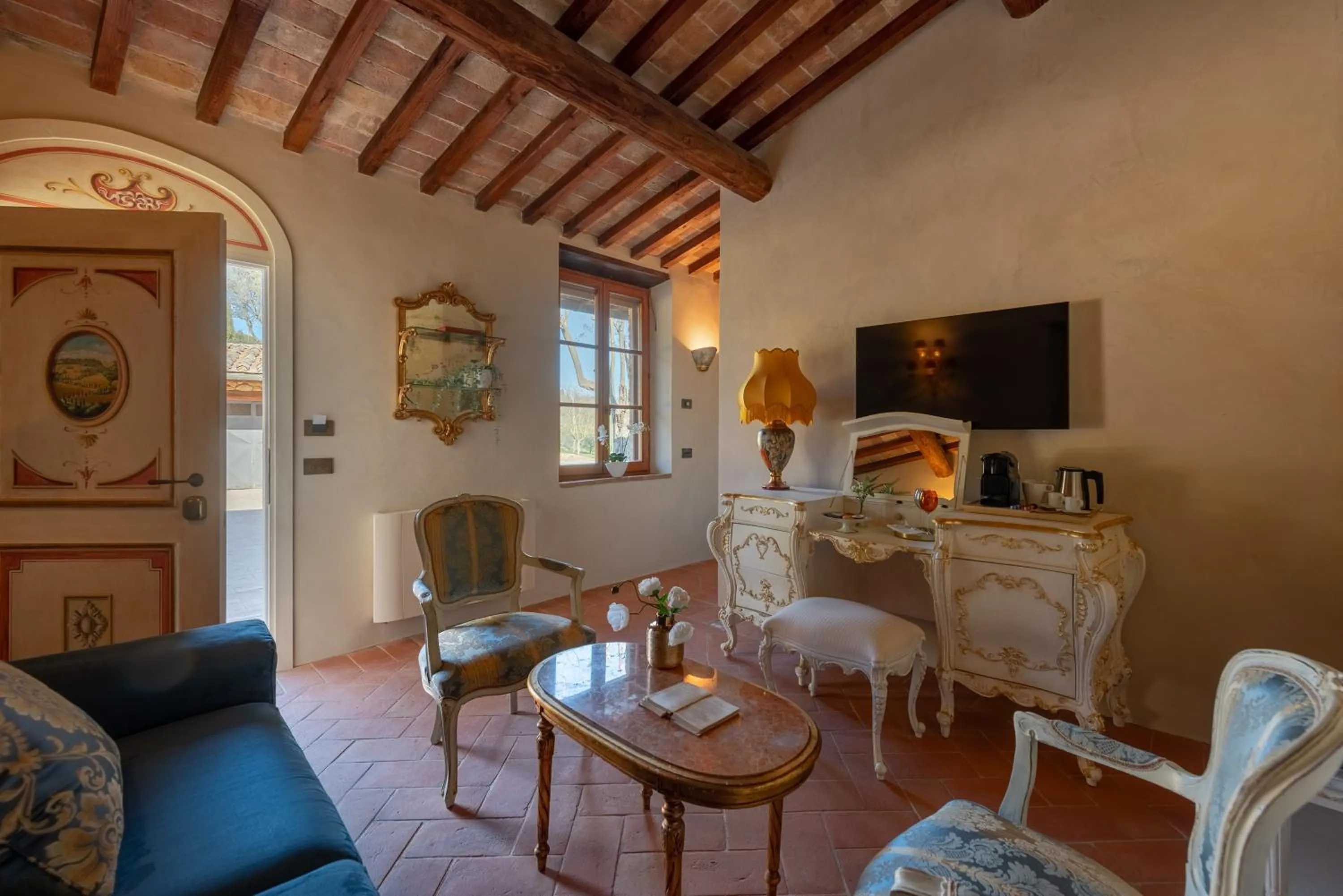 Photo of the whole room in Il Miraggio in Val d'Orcia Relais & Spa