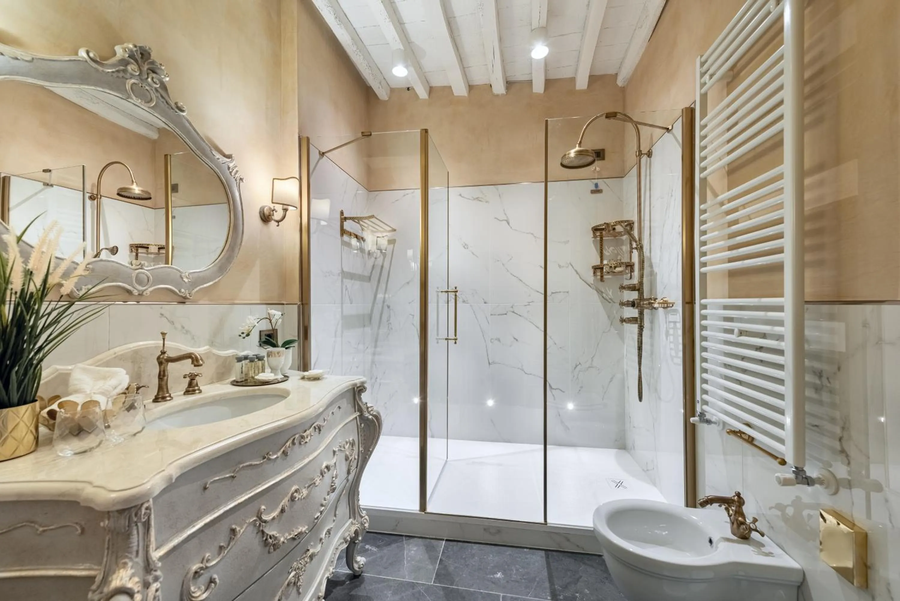 Bathroom in Il Miraggio in Val d'Orcia Relais & Spa