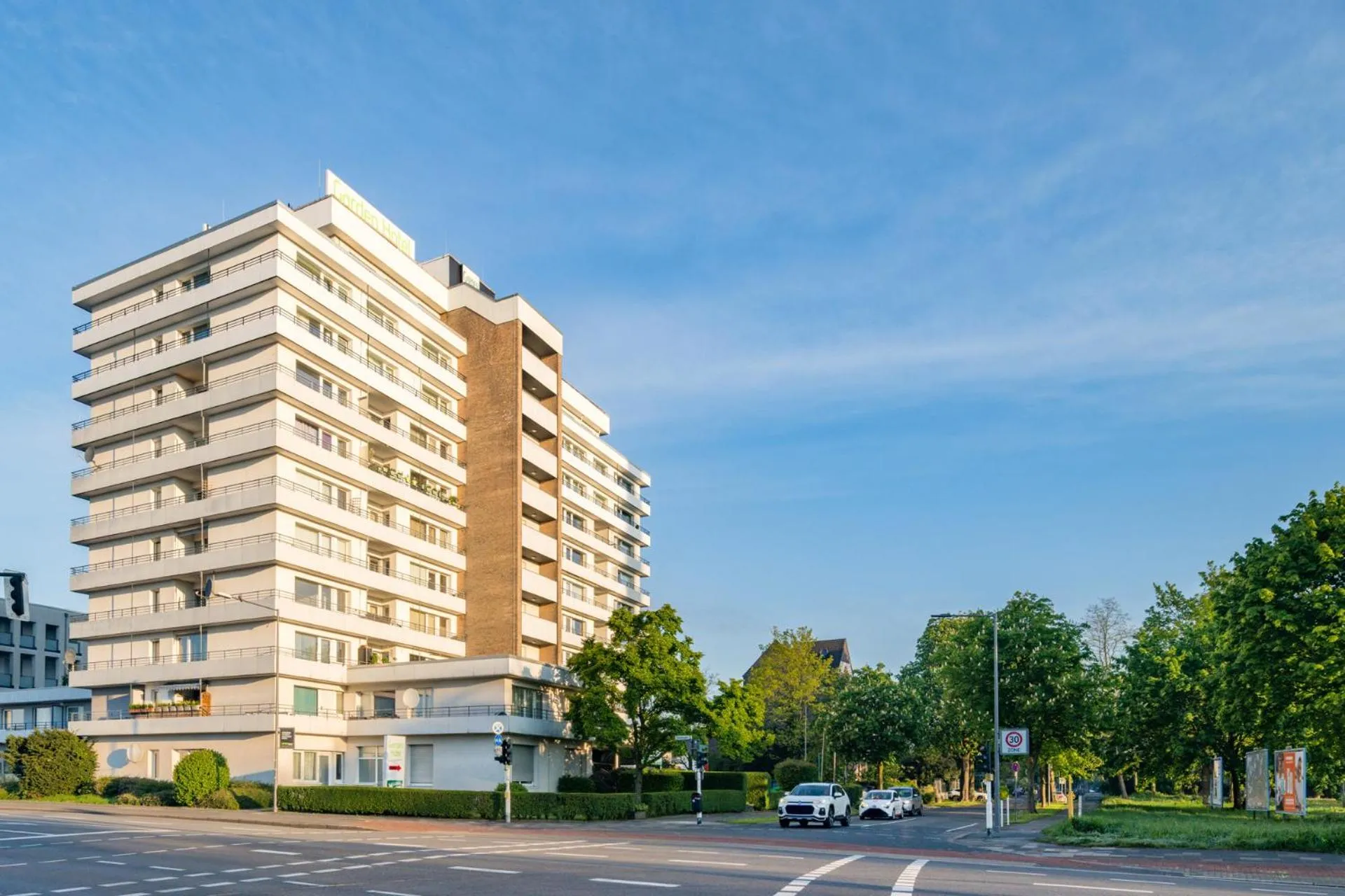 Property building in Garden Hotel Krefeld