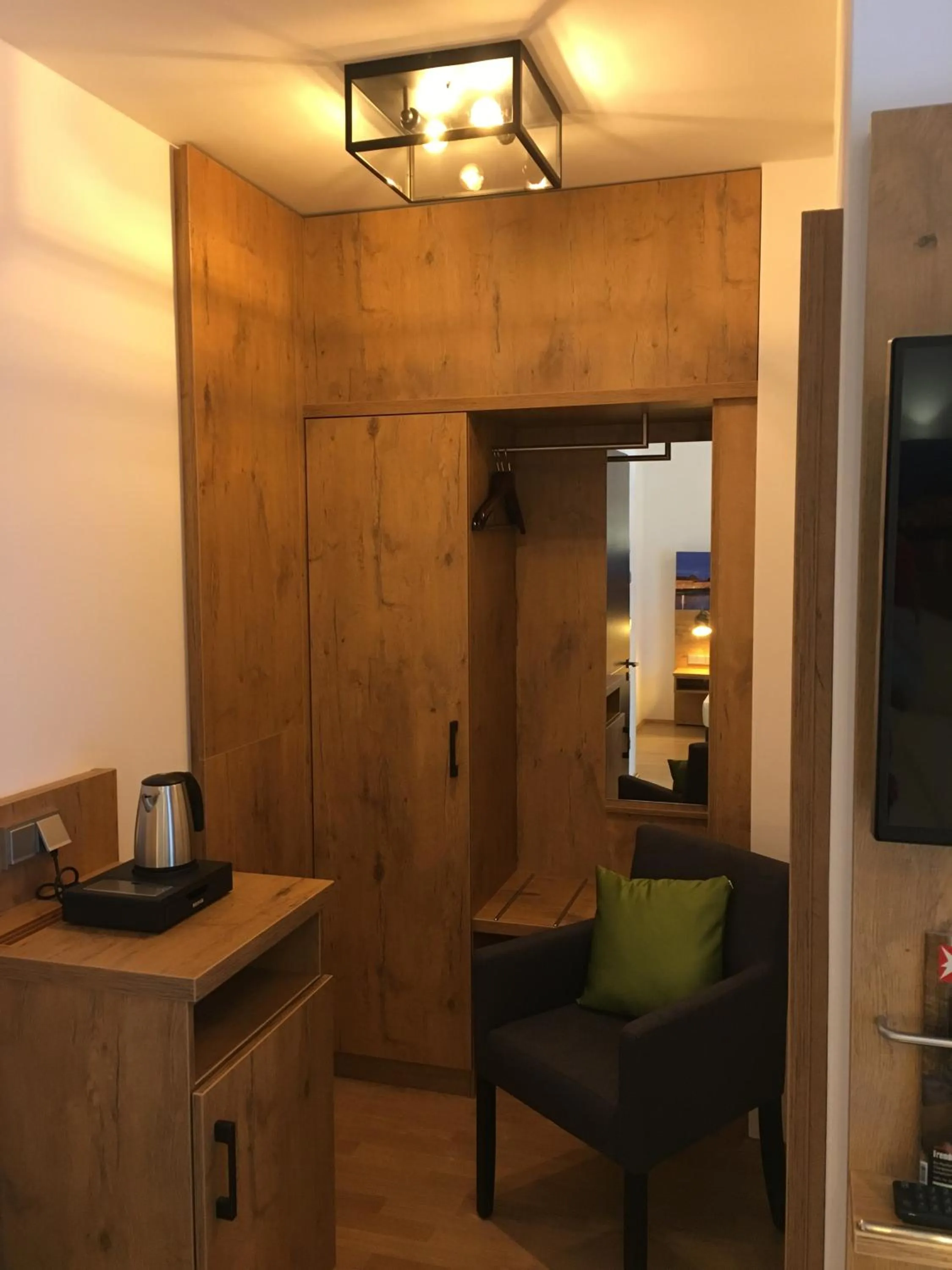 Photo of the whole room in Parkhotel Leiser