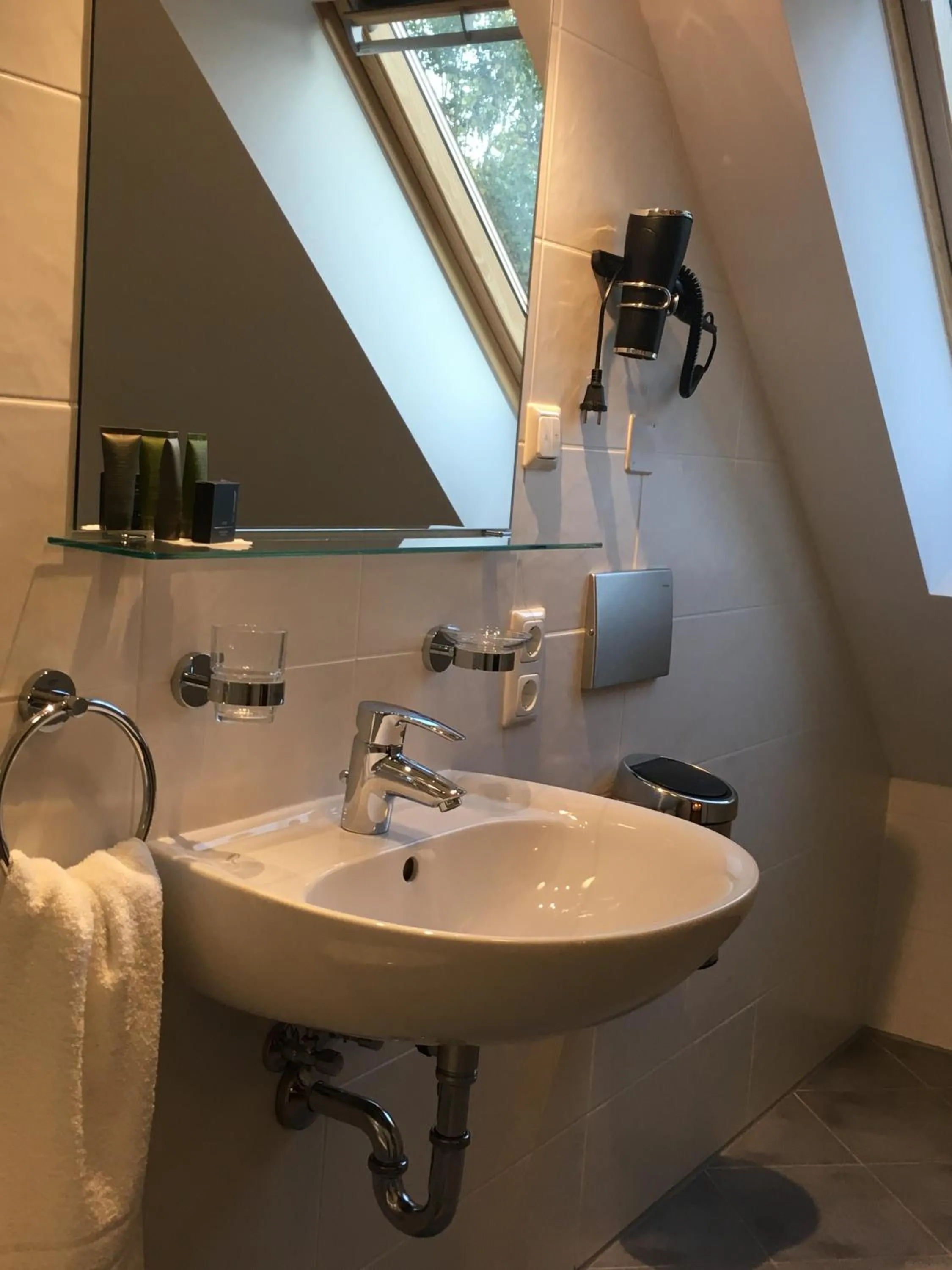 Bathroom in Parkhotel Leiser