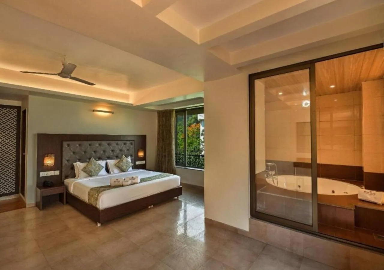 Bed in Meritas Crystal Resort