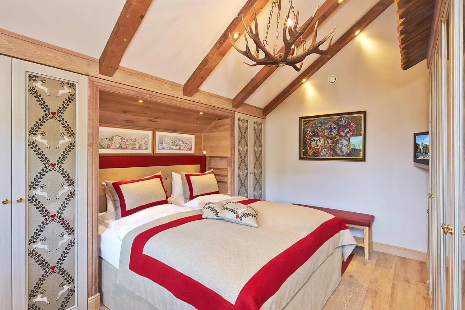 Bed in Alpin Resort Sacher