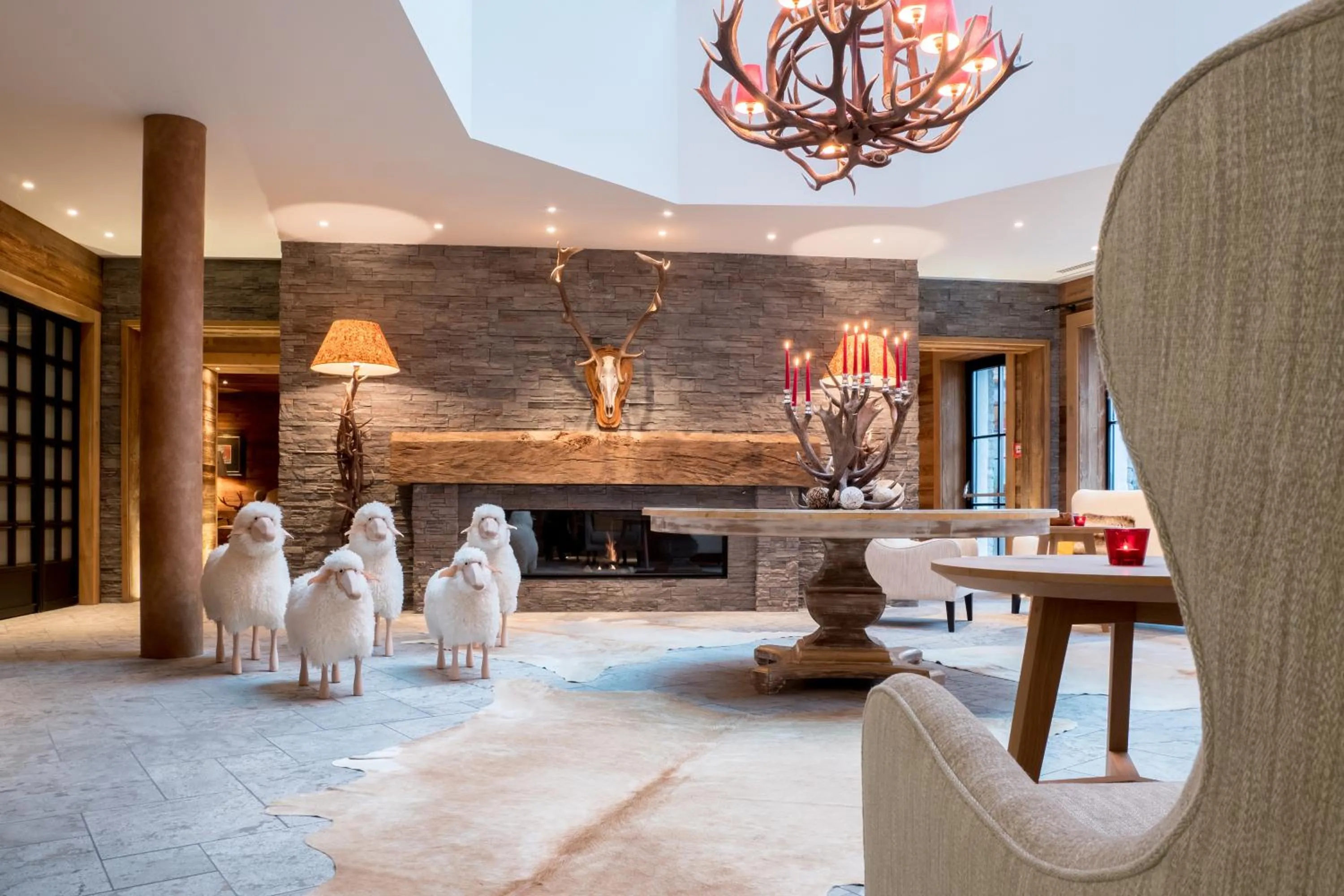 Lobby or reception in Alpin Resort Sacher