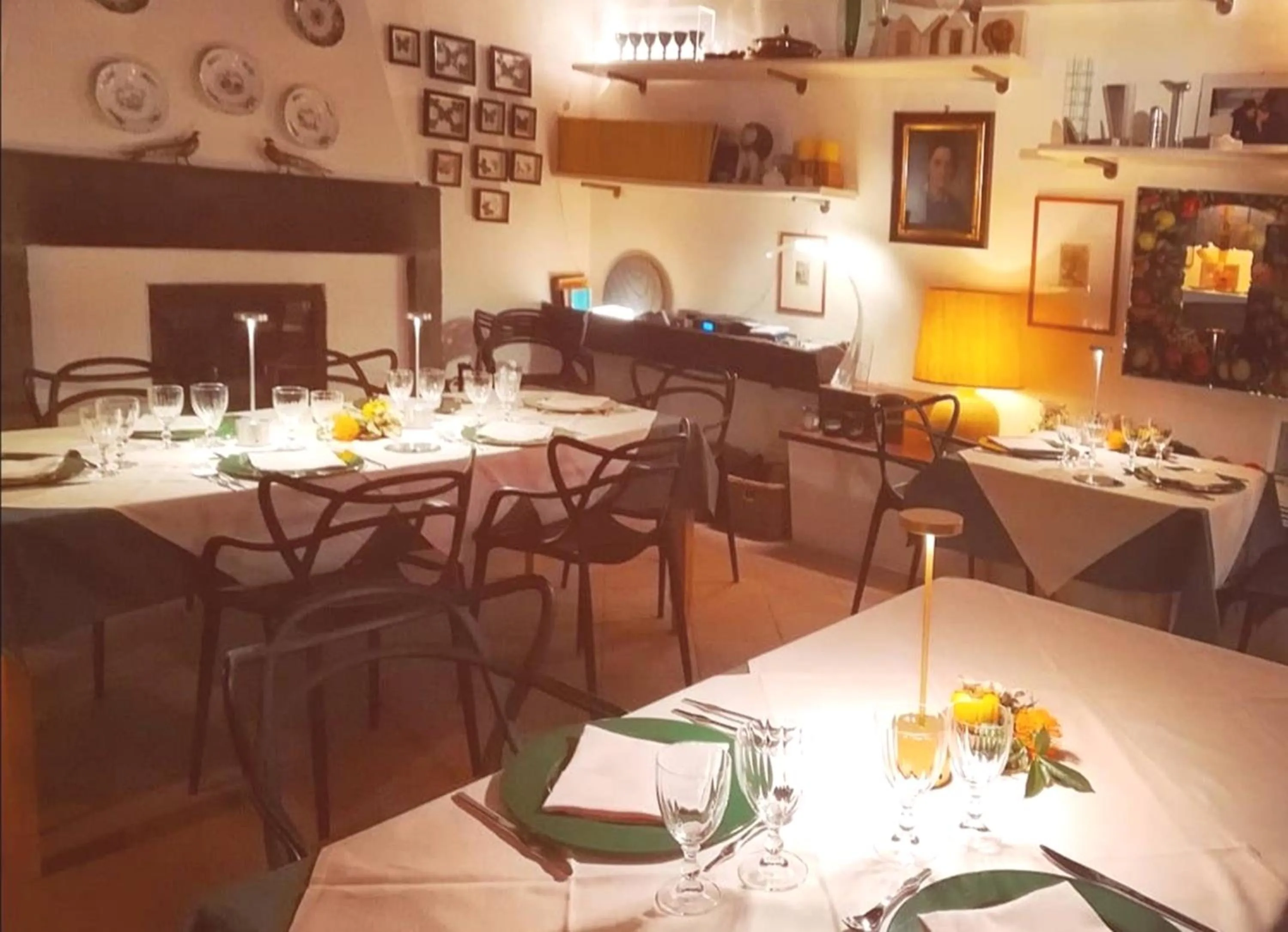 Restaurant/places to eat in Al Palazzaccio