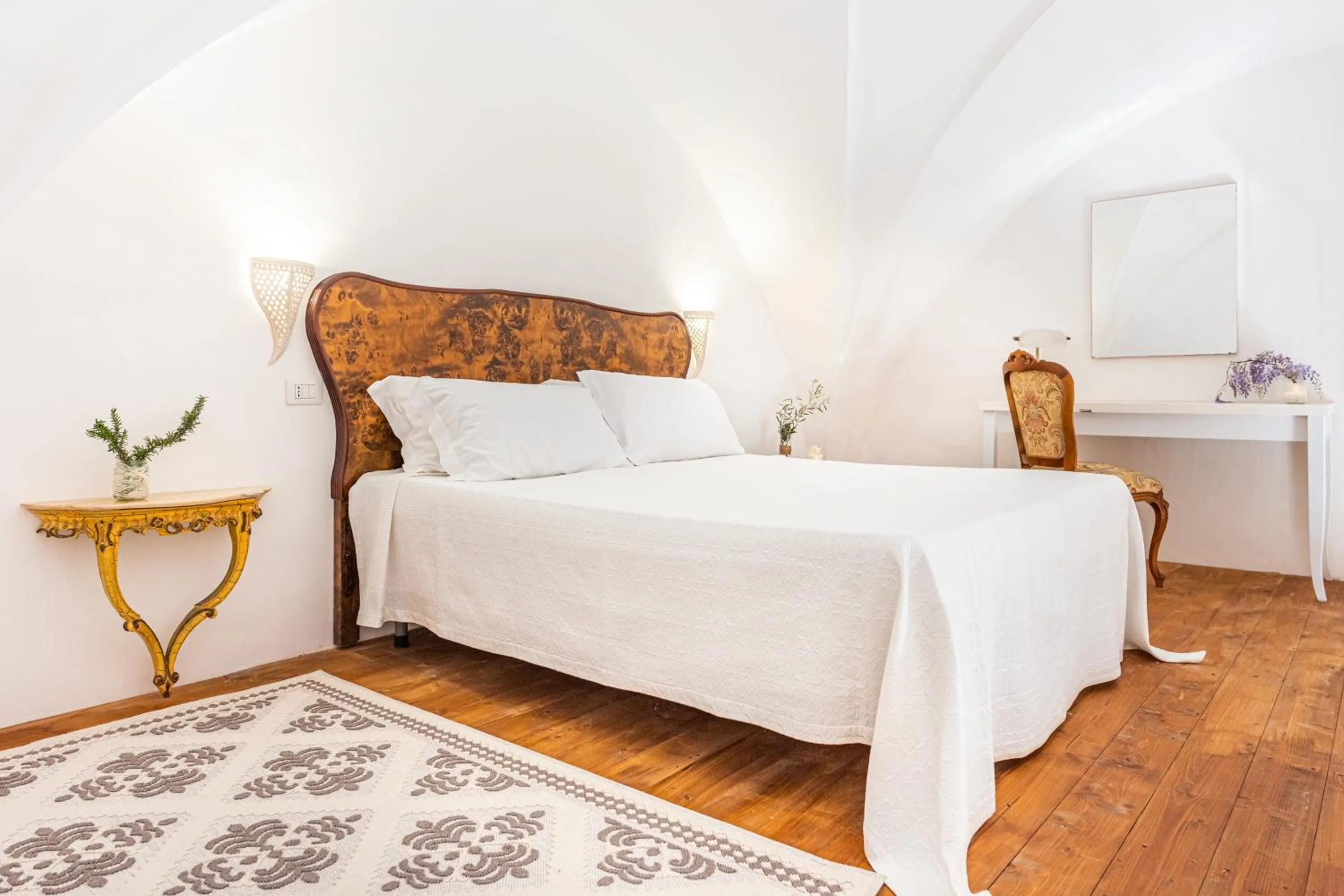 Photo of the whole room, Bed in Le Stanze di Felline- Monolocali vacanze-