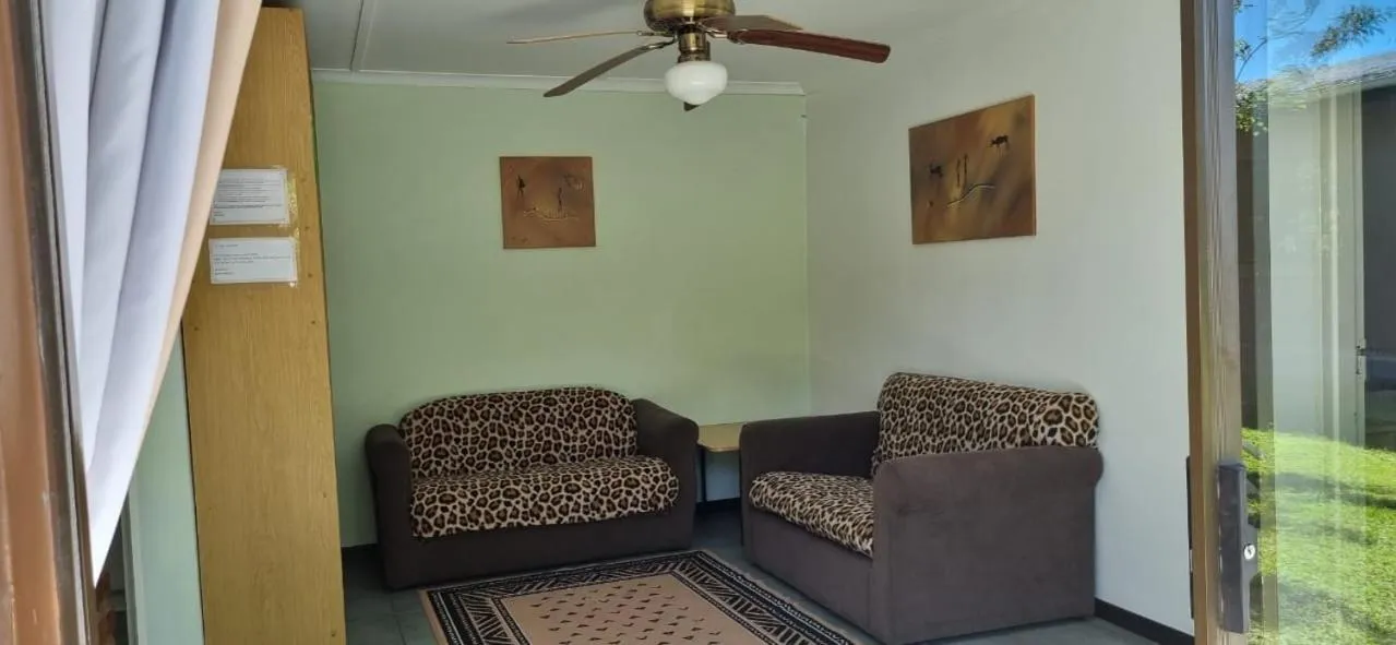 Living room in Thornycroft Lodge