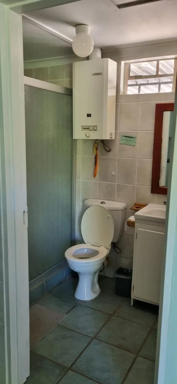 Shower in Thornycroft Lodge