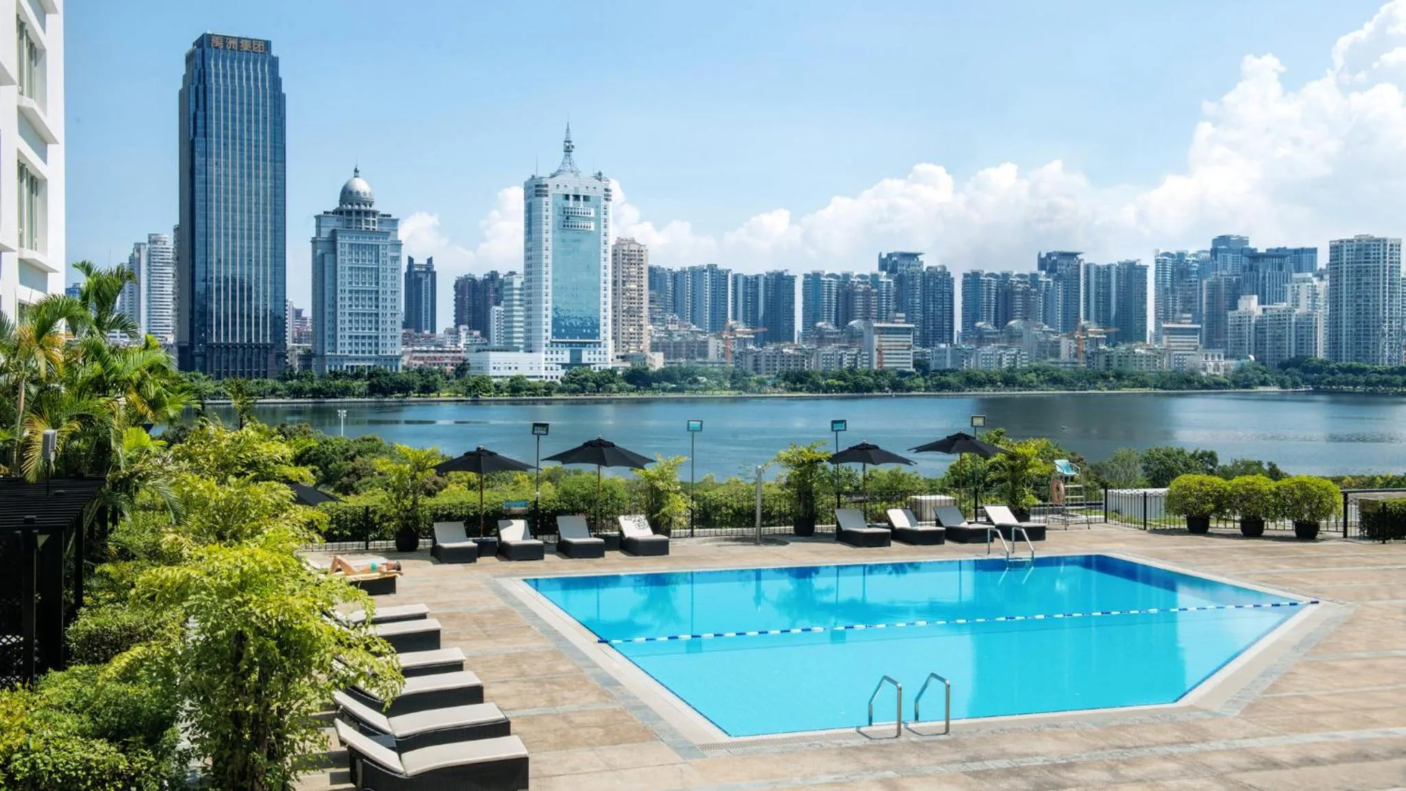 Swimming pool in Marco Polo Xiamen