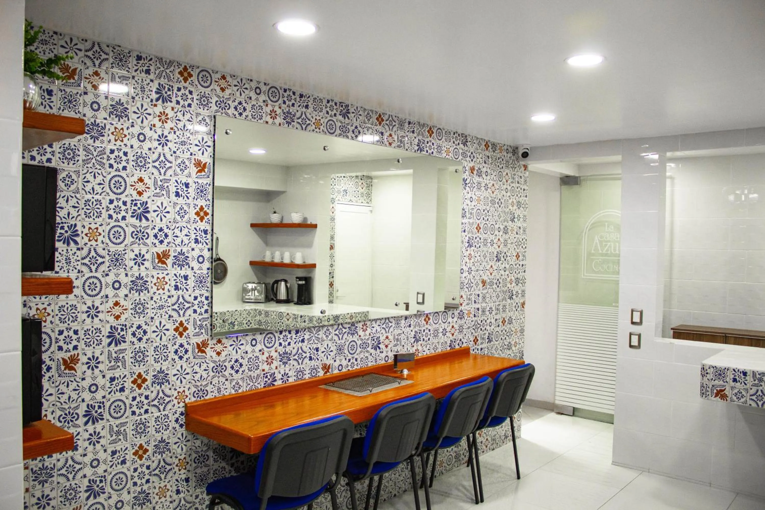 La Casa Azul (Zona de Hospitales)