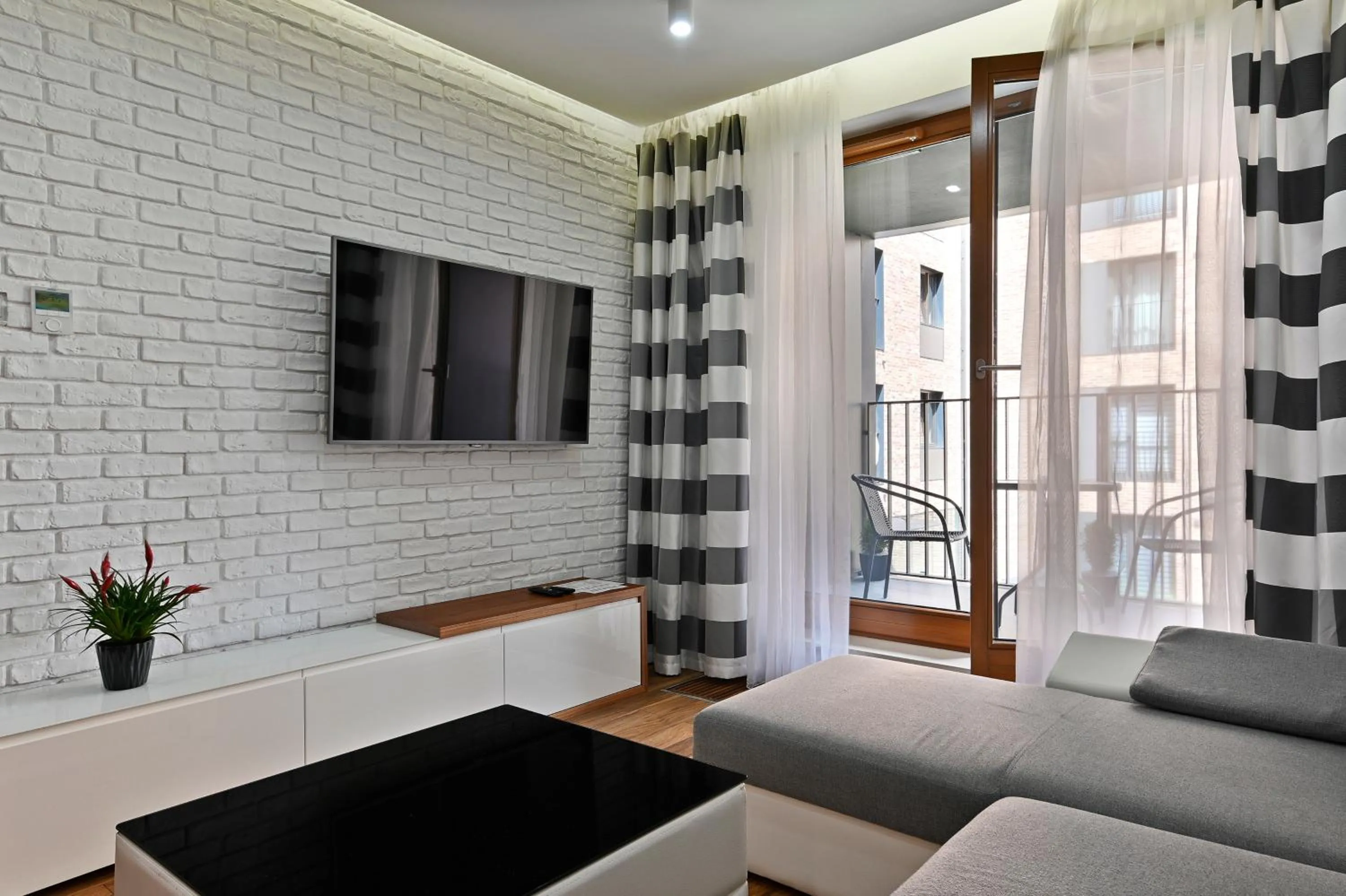 TV and multimedia in Apartamenty Prestige Browar Lubicz Stare Miasto
