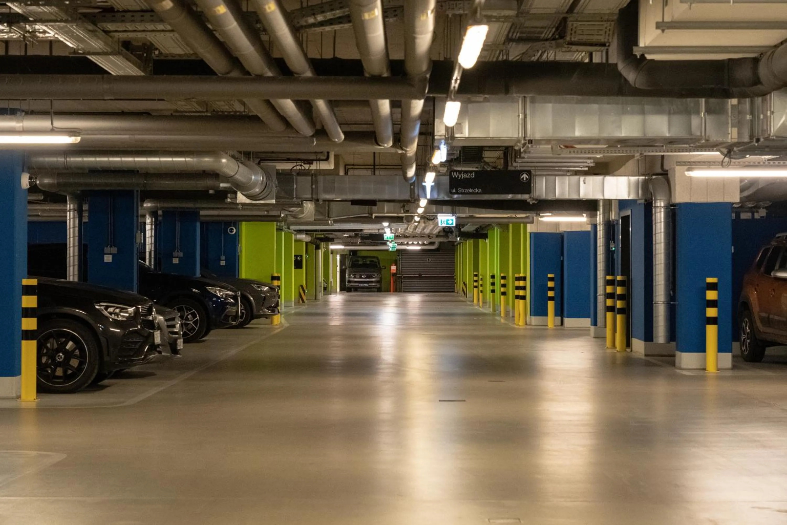 Parking in Apartamenty Prestige Browar Lubicz Stare Miasto