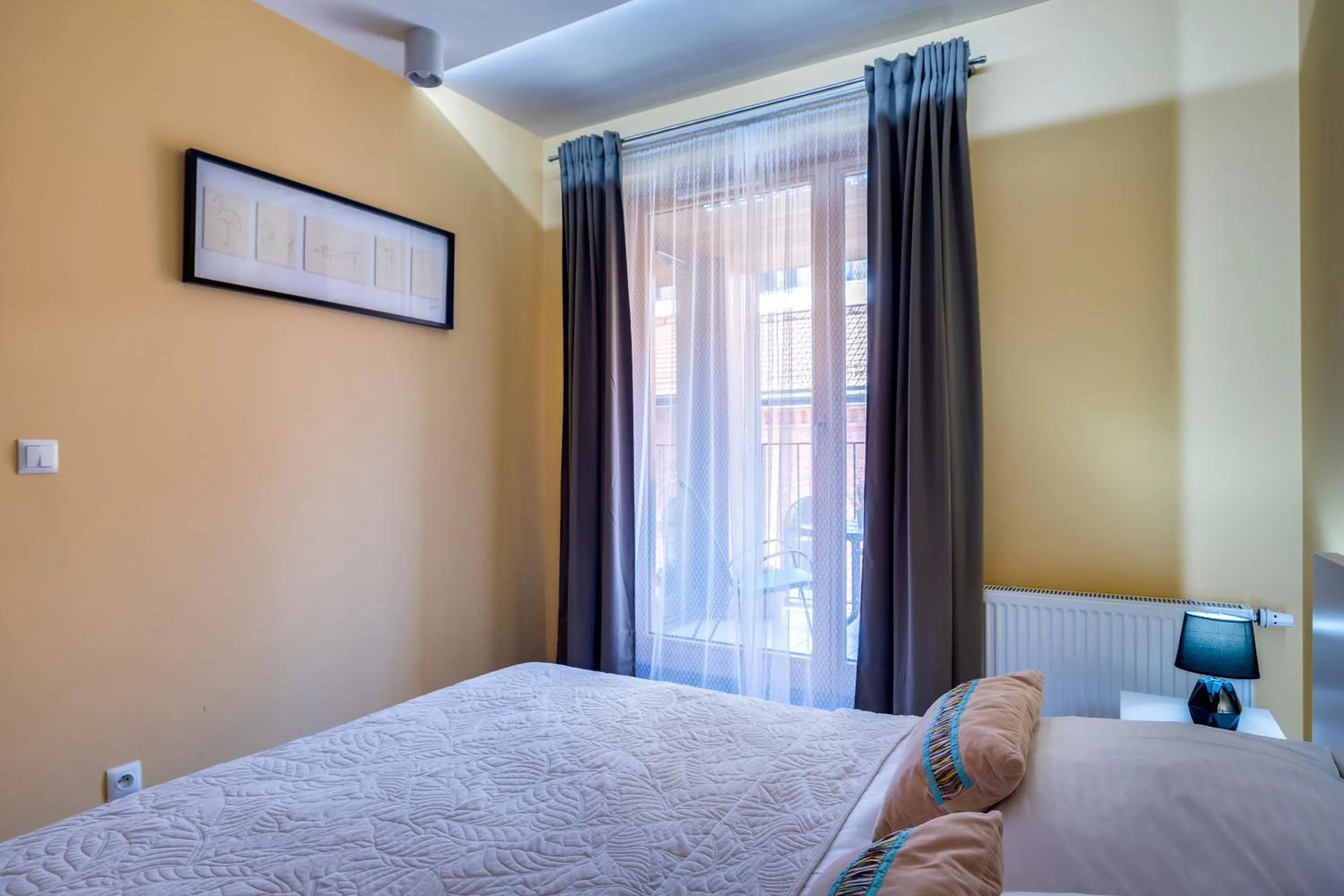 Bedroom, Bed in Apartamenty Prestige Browar Lubicz Stare Miasto