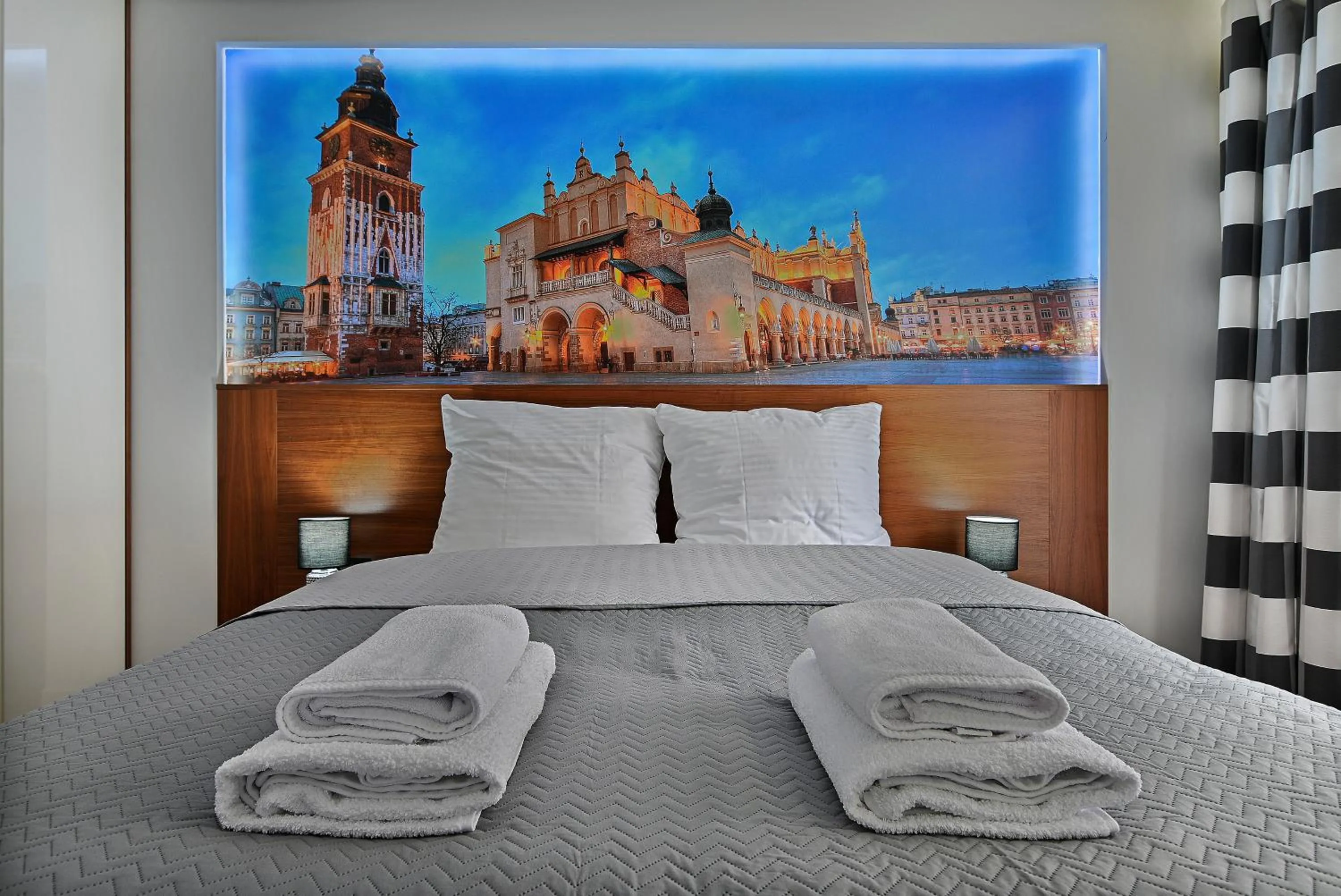 Bedroom, Bed in Apartamenty Prestige Browar Lubicz Stare Miasto