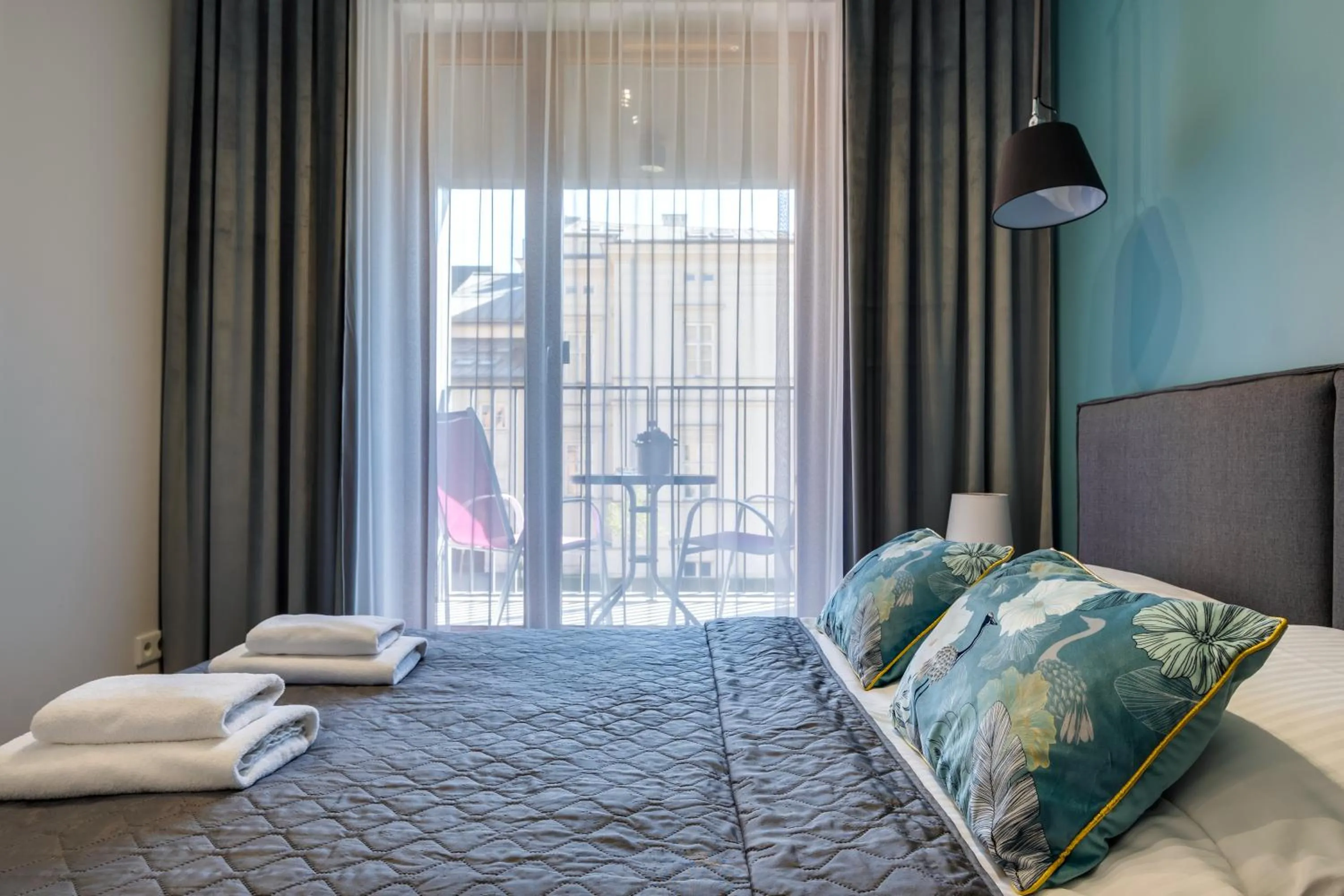 Bed in Apartamenty Prestige Browar Lubicz Stare Miasto
