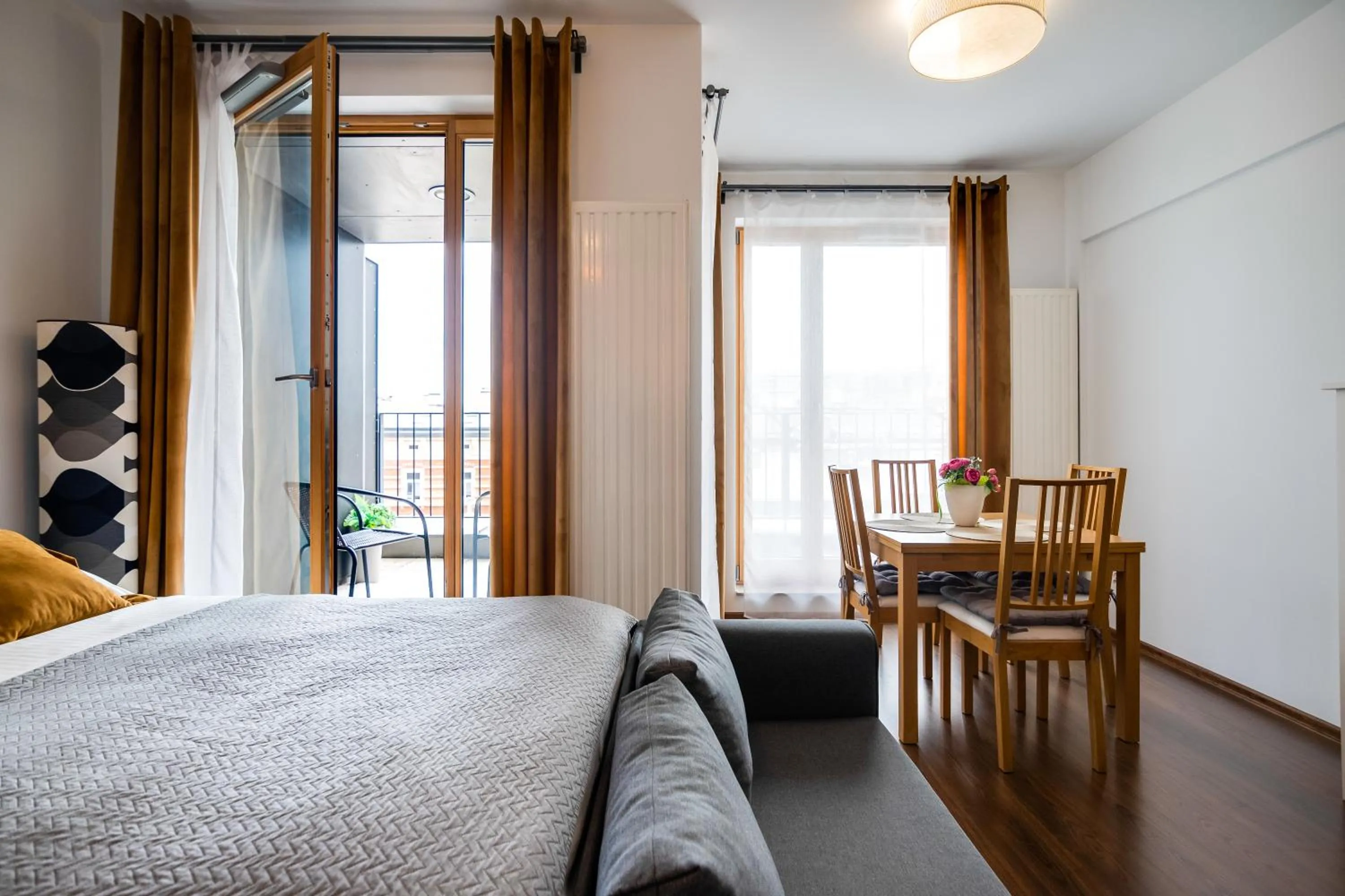 Bed in Apartamenty Prestige Browar Lubicz Stare Miasto