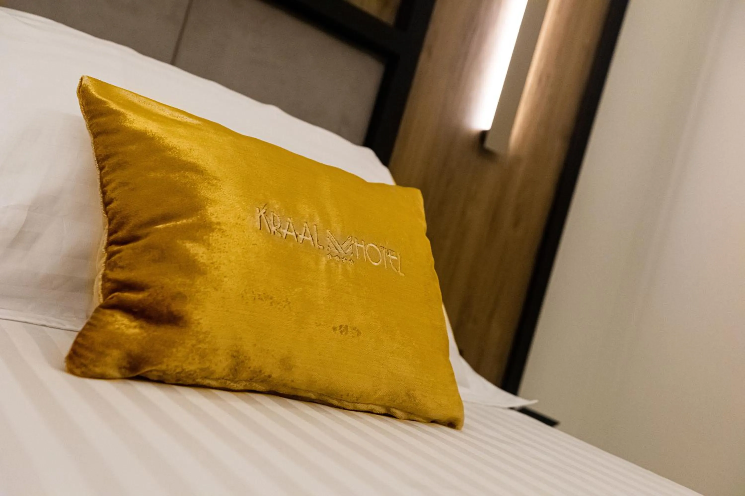 Bed in Kraal Hotel Vlore