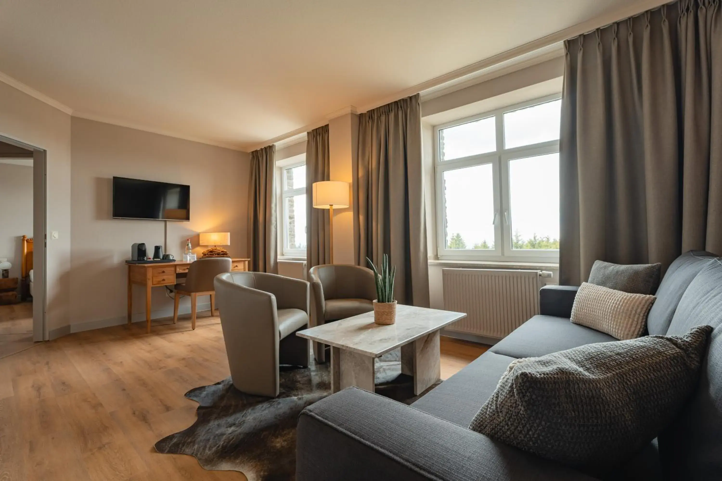 Suite in Naturhotel Sachsenbaude Oberwiesenthal - Indoor-Pool & Outdoor-Whirlpool Suite in Naturhotel Sachsenbaude Oberwiesenthal - Indoor-Pool & Outdoor-Whirlpool