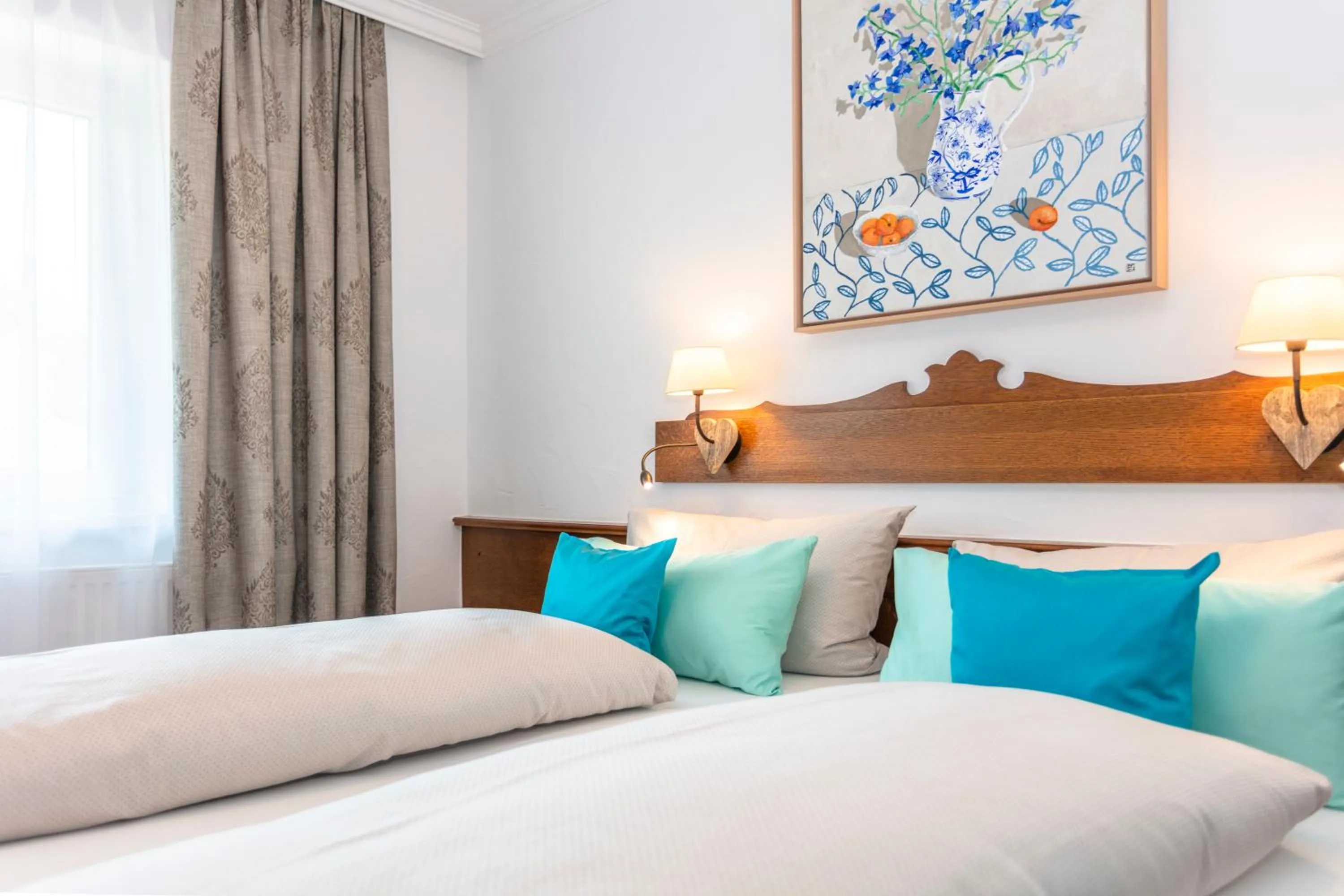 Photo of the whole room, Bed in Pension Pinzgauer Hof