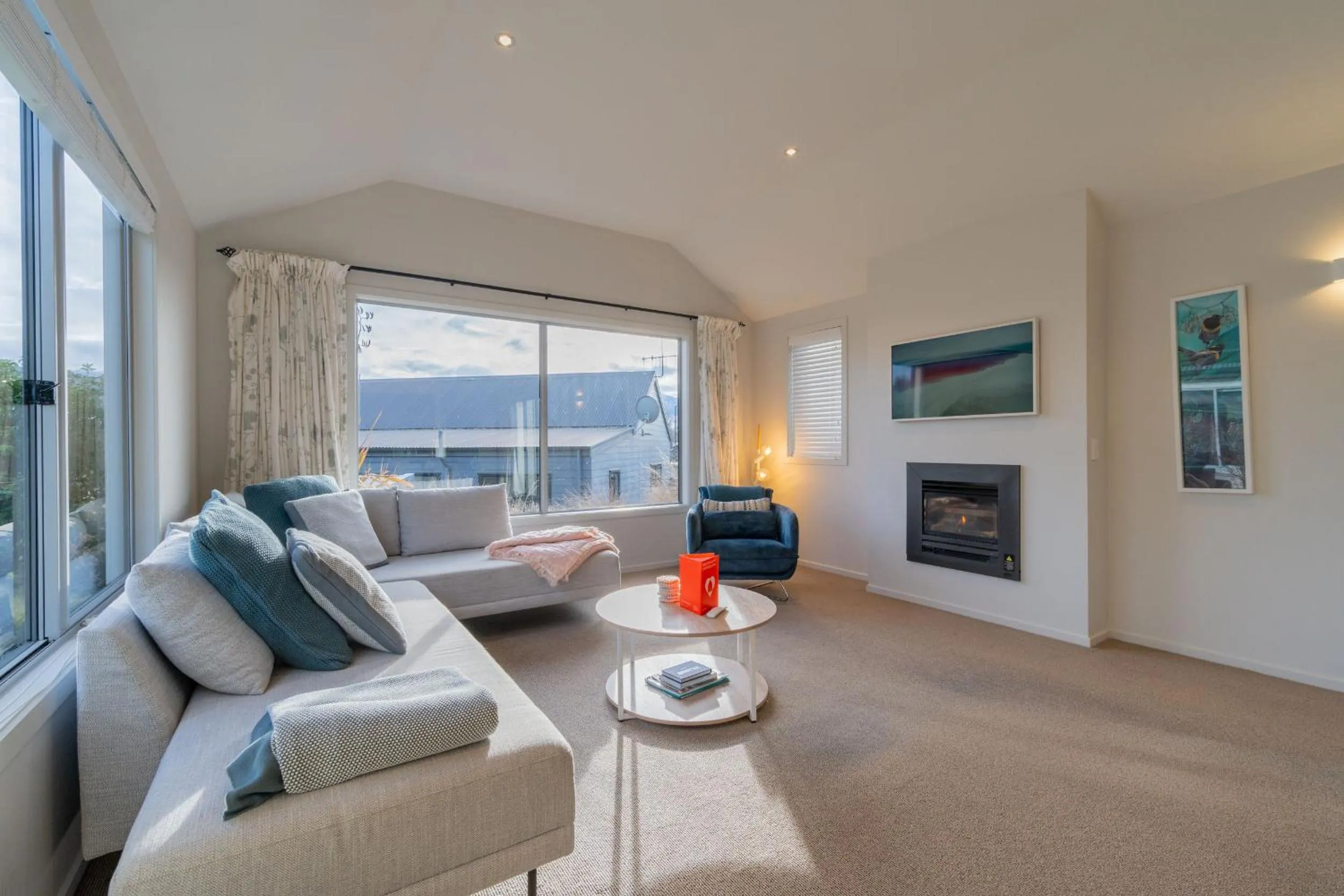 Southland Sounds - Te Anau Holiday Home