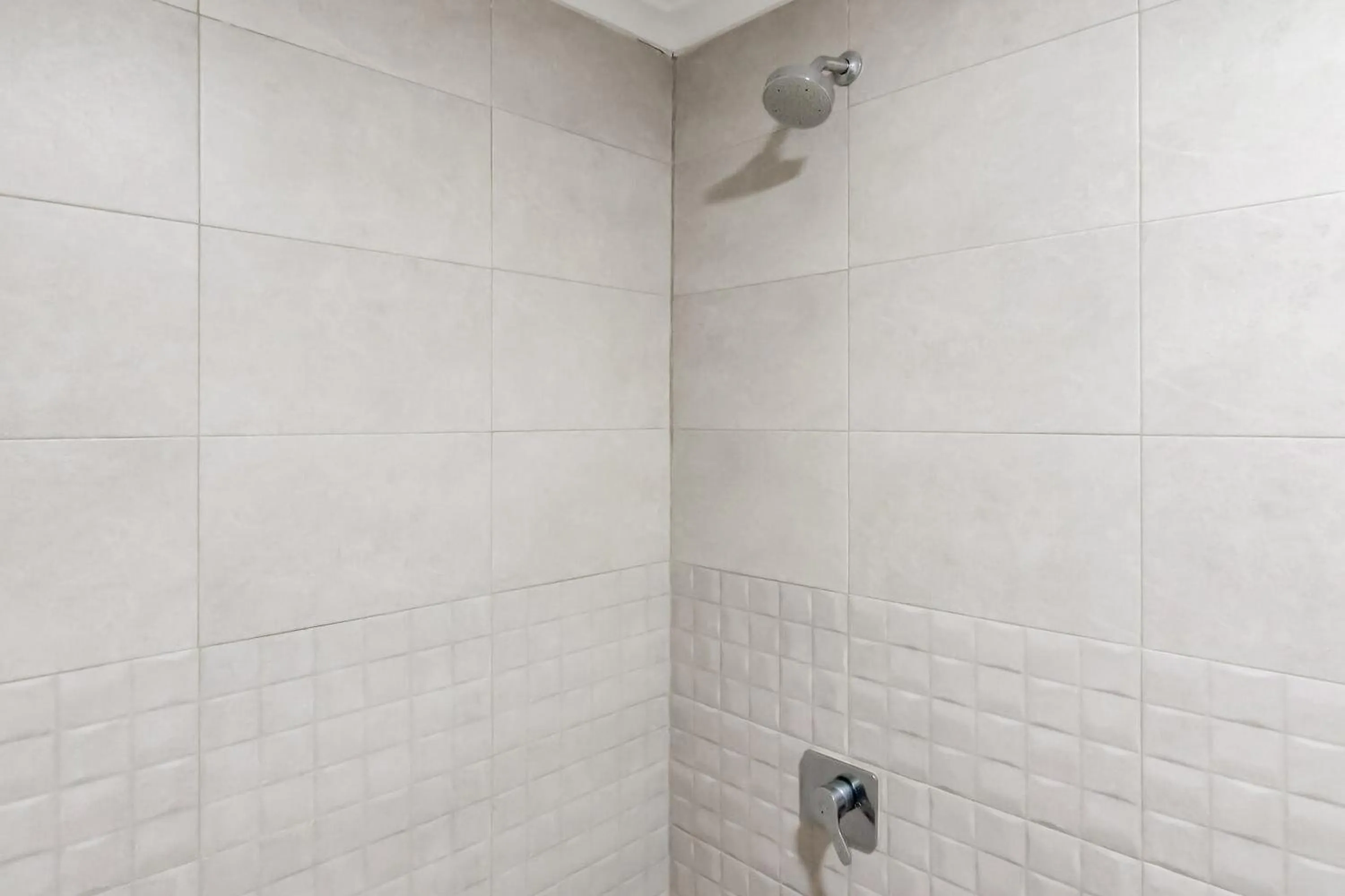 Bathroom in RedDoorz Plus near Lembang Park & Zoo