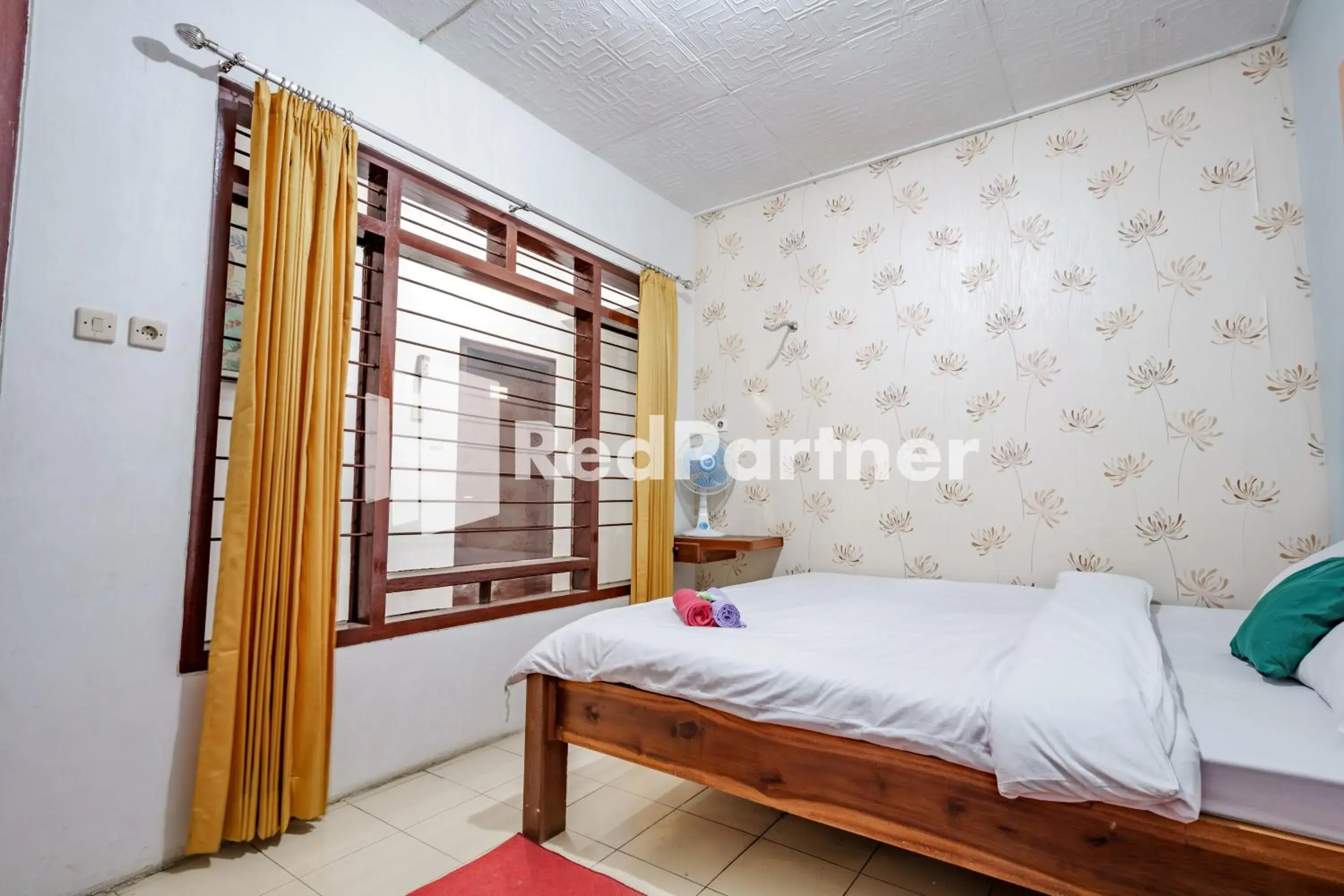 Bedroom, Bed in Nafisa Homestay Syariah Near Jatim Park 3 Batu Mitra RedDoorz Bedroom, Bed in Nafisa Homestay Syariah Near Jatim Park 3 Batu Mitra RedDoorz