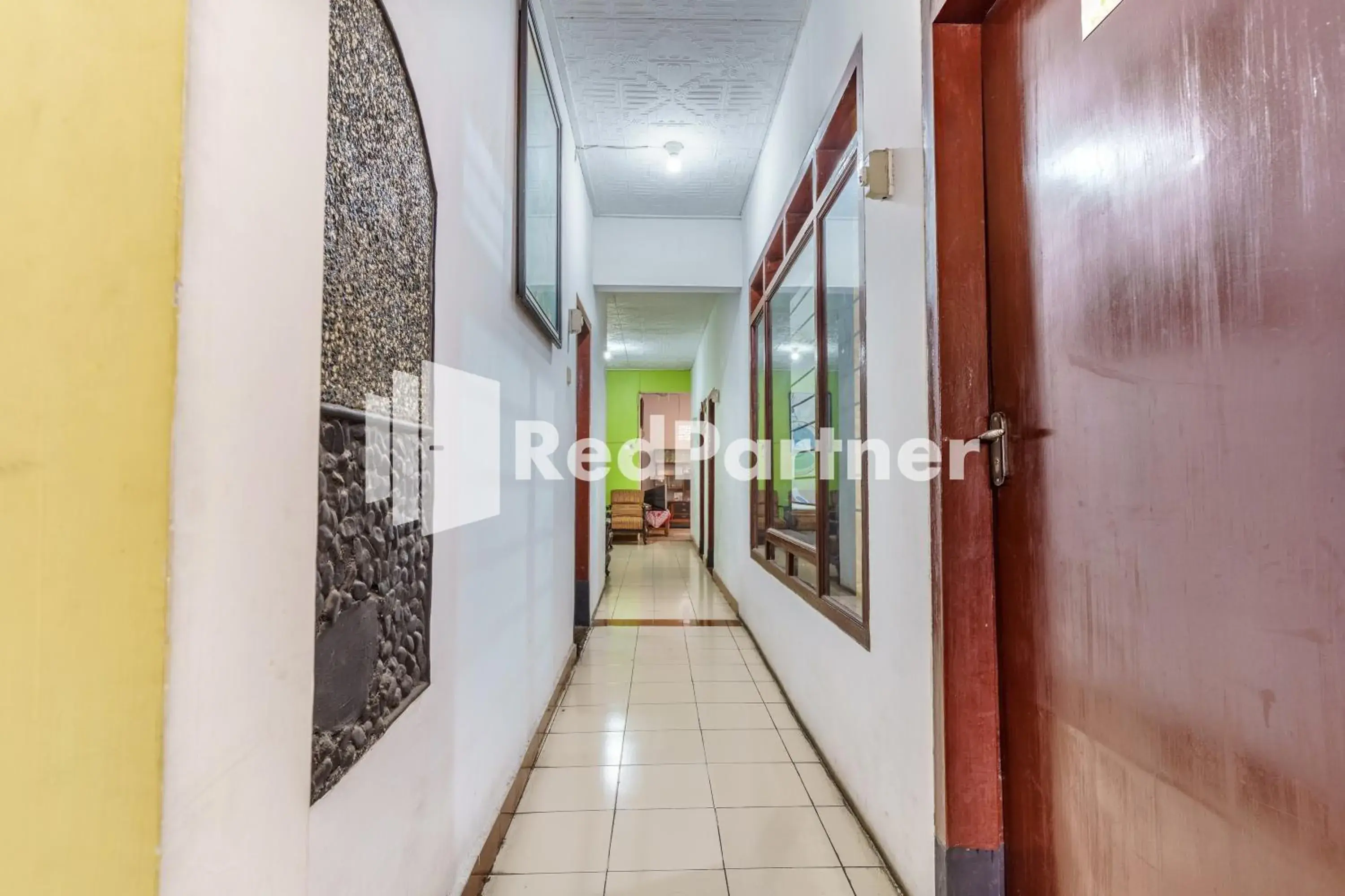 Lobby or reception in Nafisa Homestay Syariah Near Jatim Park 3 Batu Mitra RedDoorz Lobby or reception in Nafisa Homestay Syariah Near Jatim Park 3 Batu Mitra RedDoorz