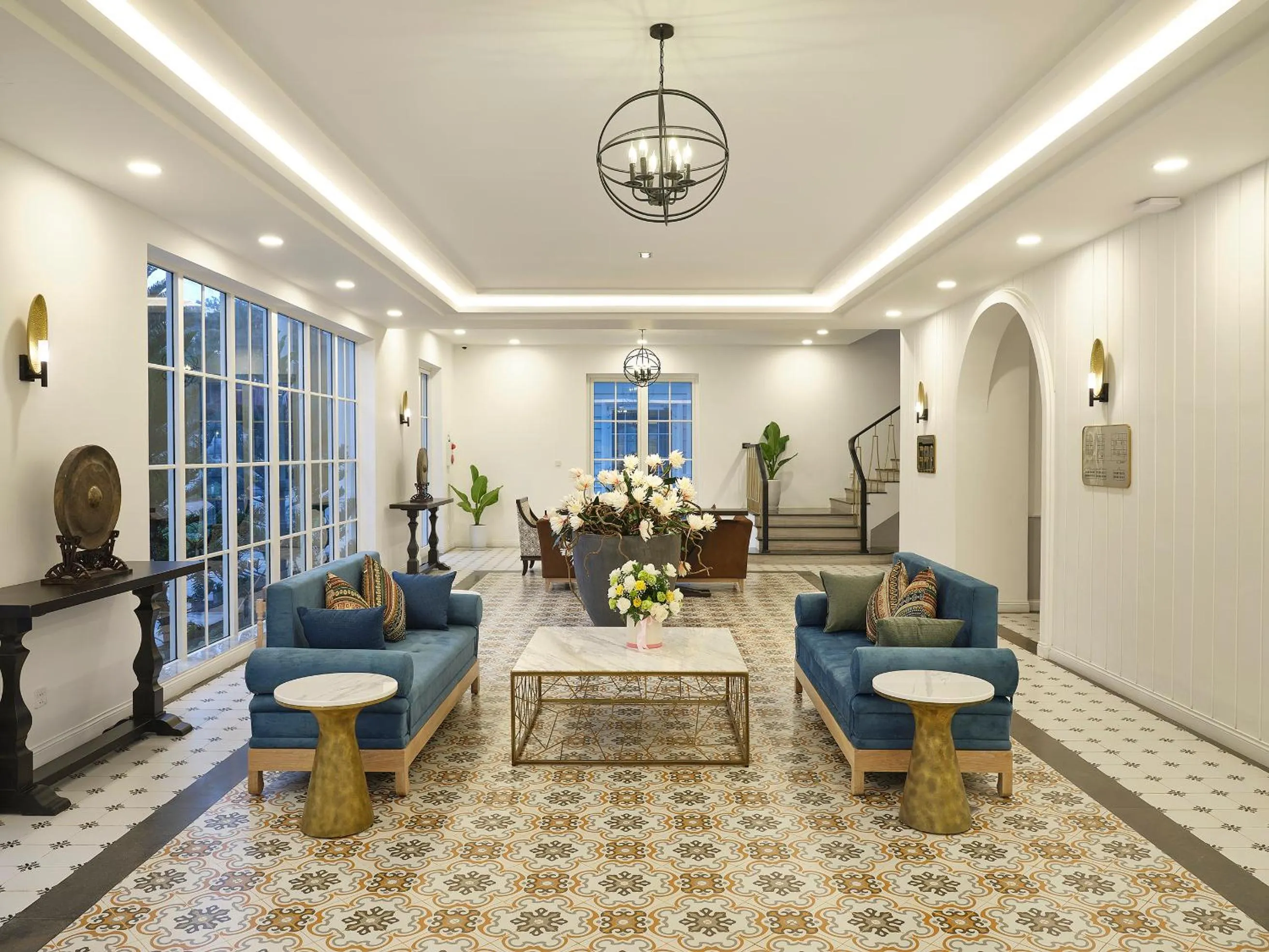 Golden Sun Hotel - Mangden