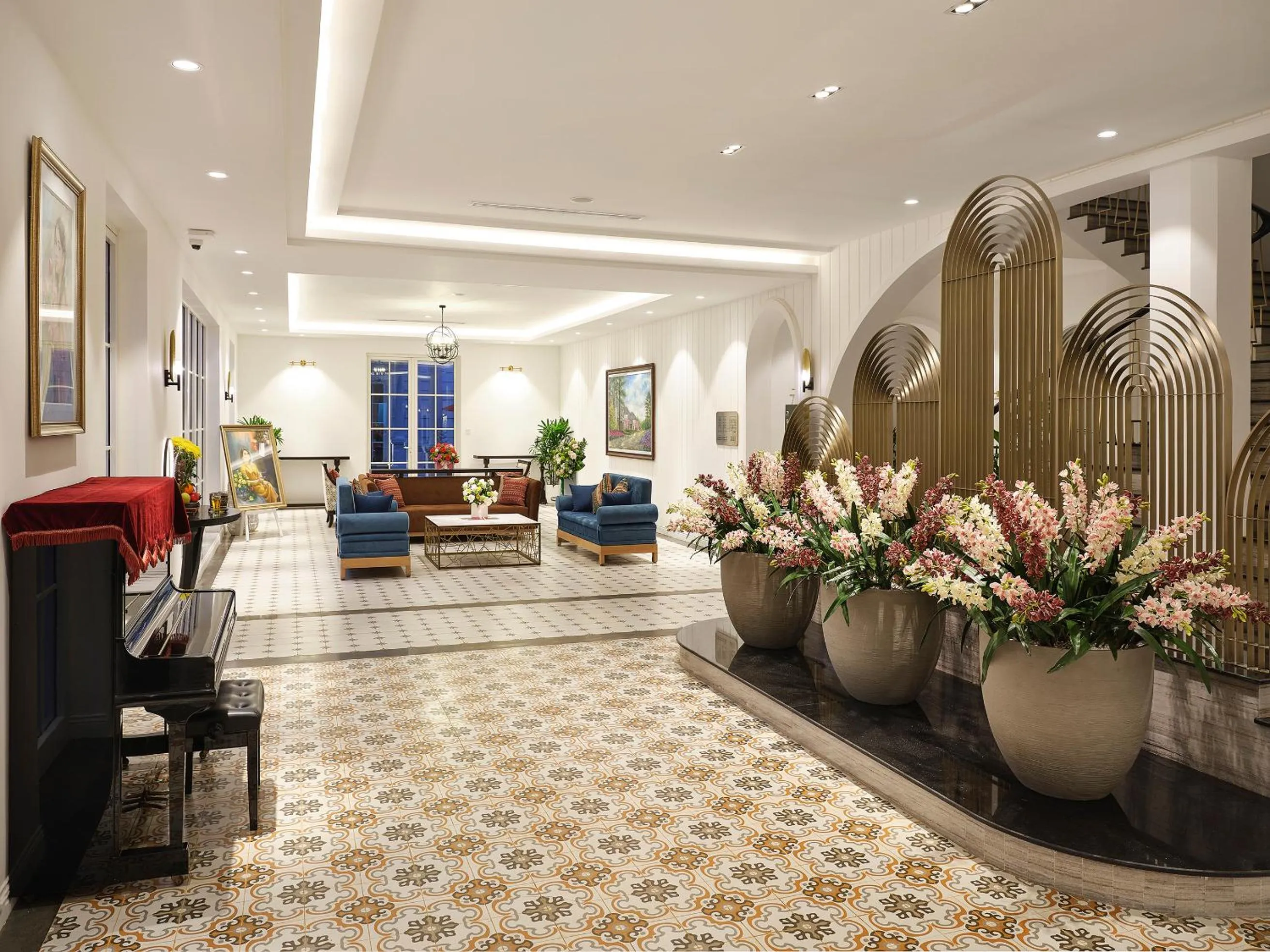 Golden Sun Hotel - Mangden