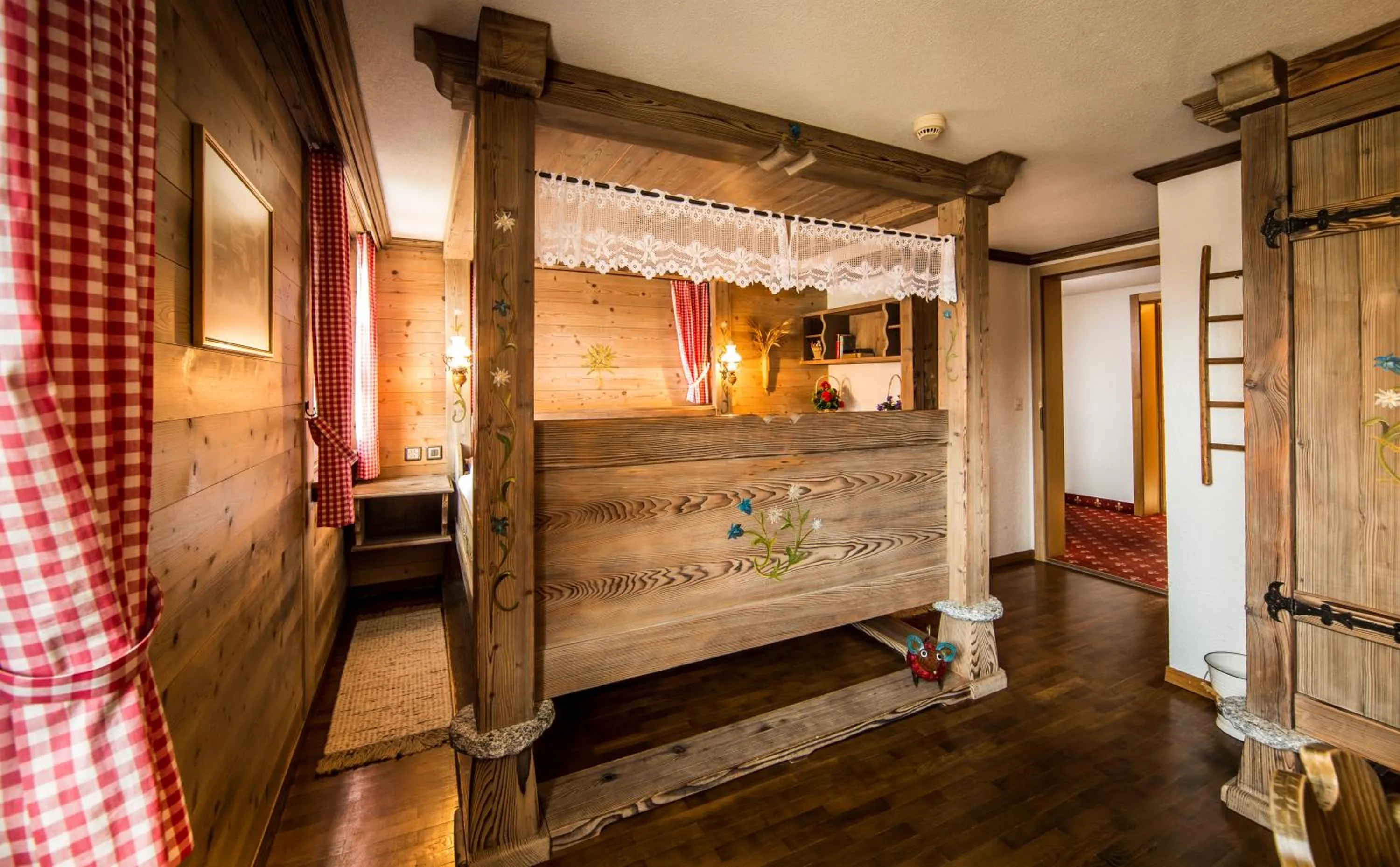 Bed in Hotel Olympia