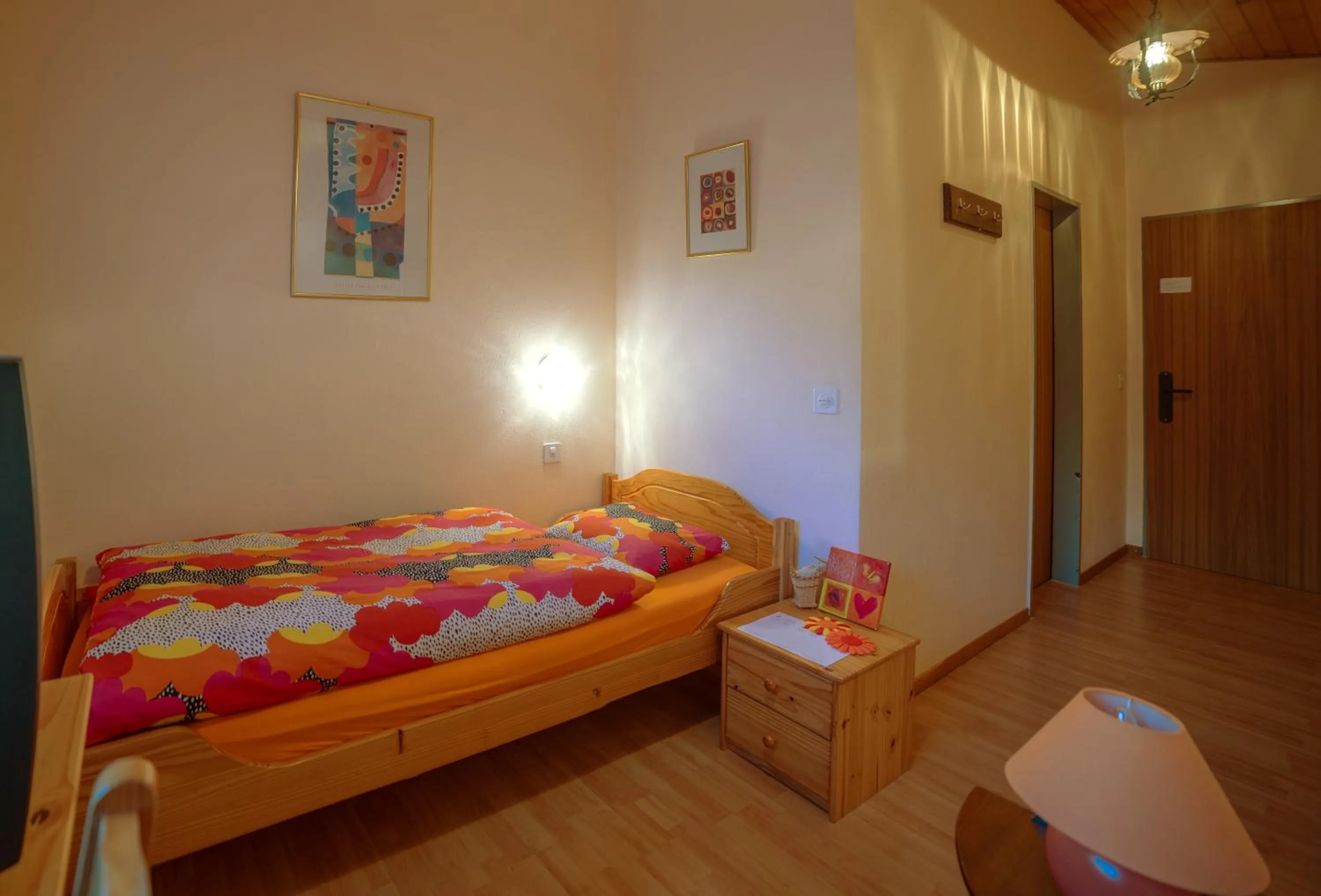 Photo of the whole room, Bed in Hotel Olympia