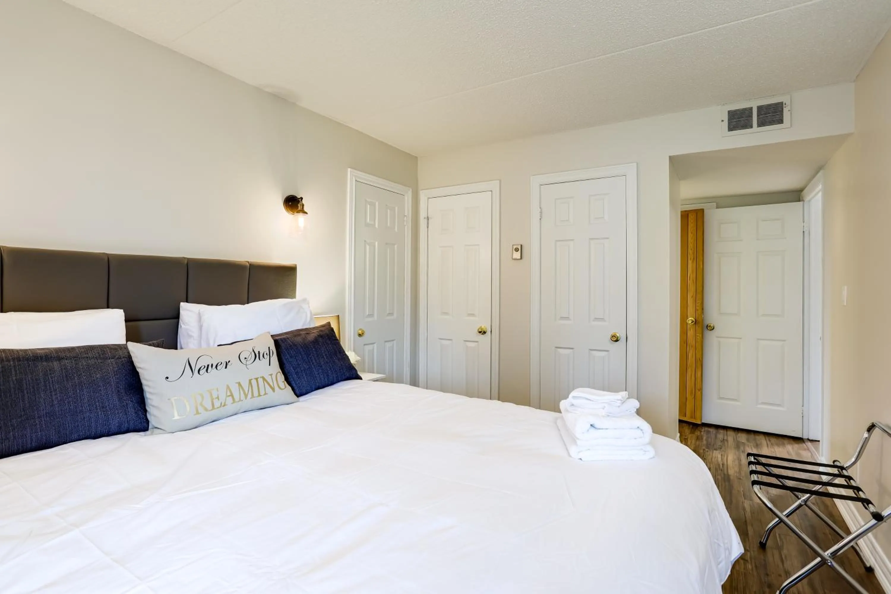 Bed in Wintergreen Retreat with Private Sauna & Patio 82291