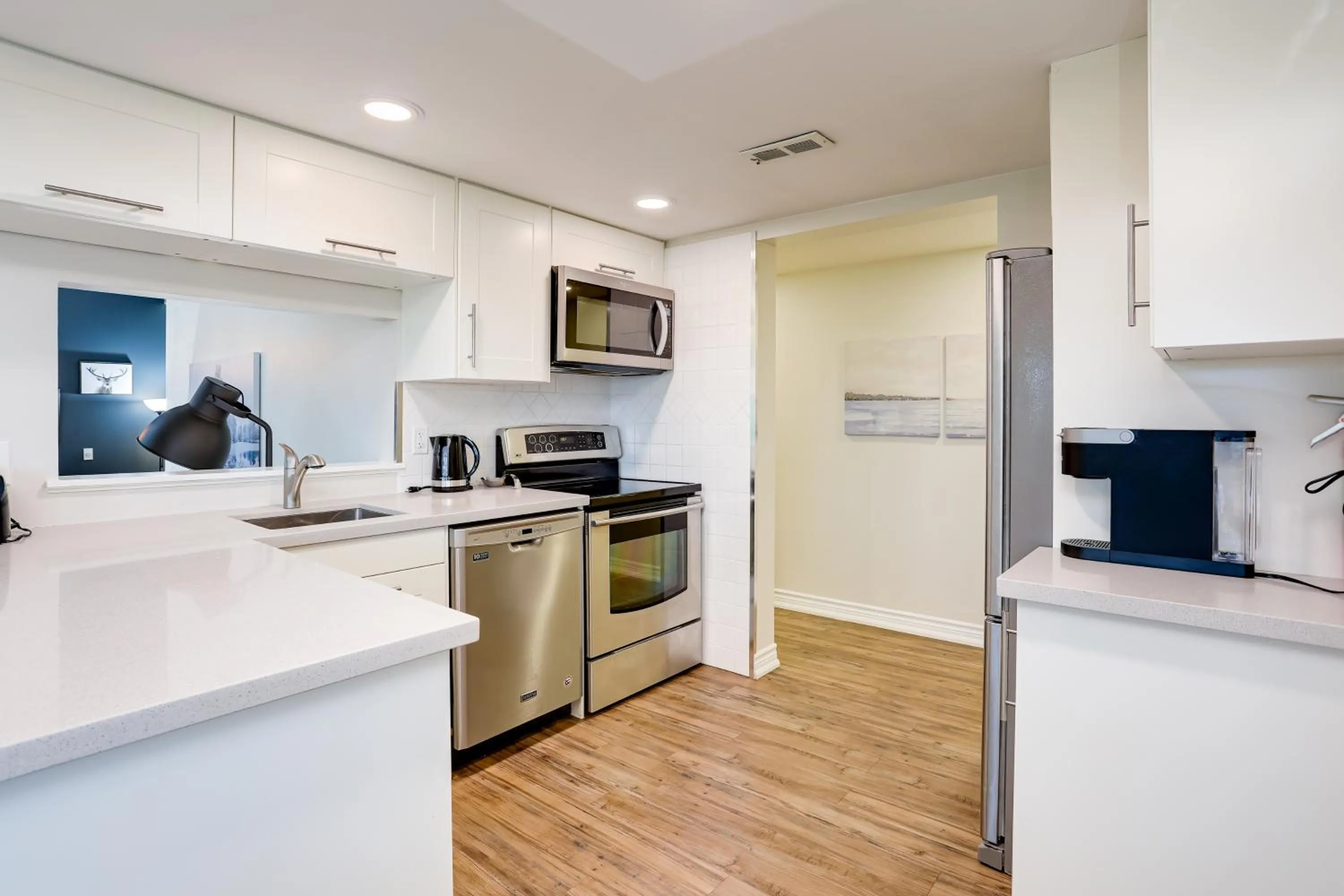 Wintergreen Retreat with Private Sauna & Patio 82291