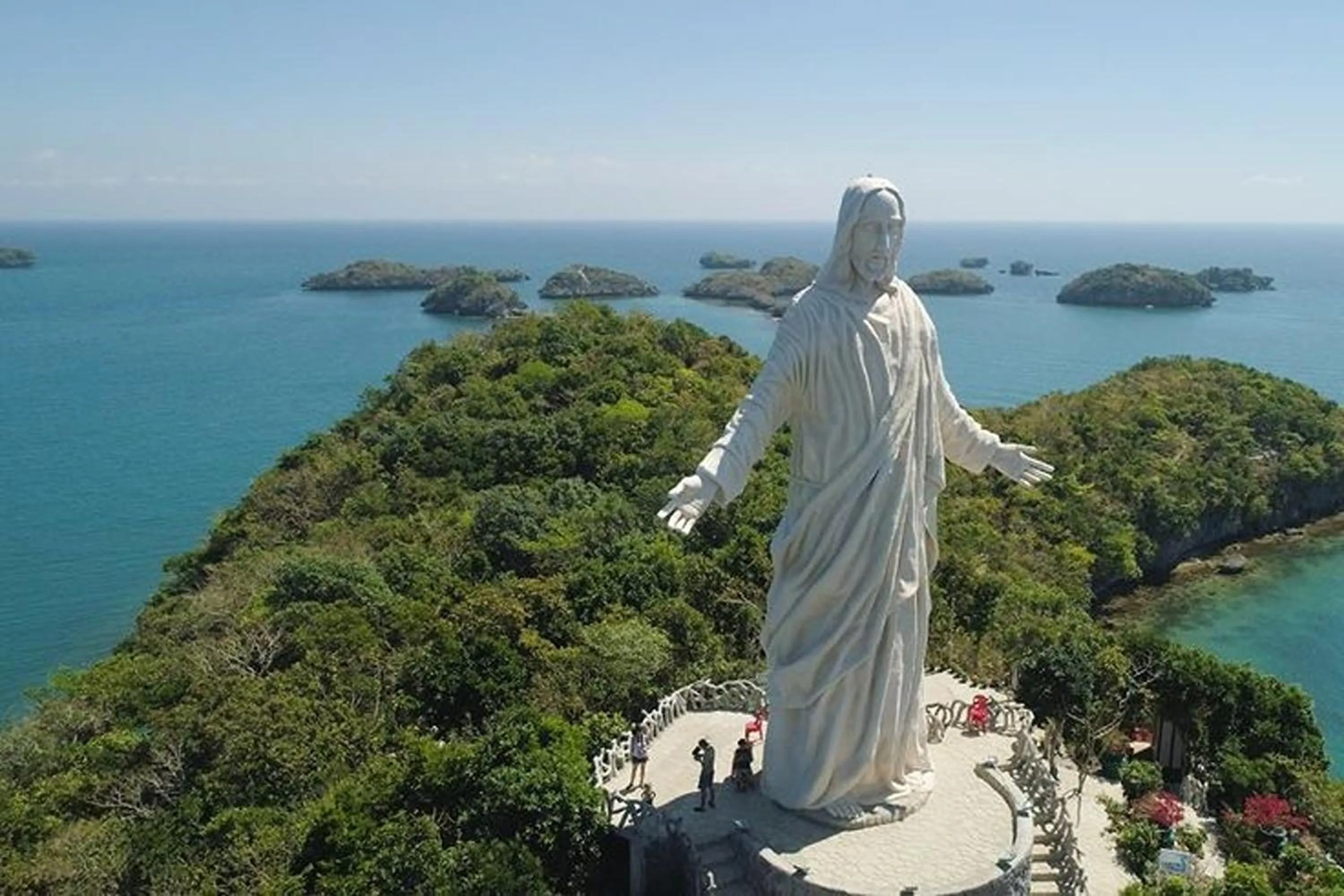 Nearby landmark in RBR Hotel and Restaurant near Hundred Islands