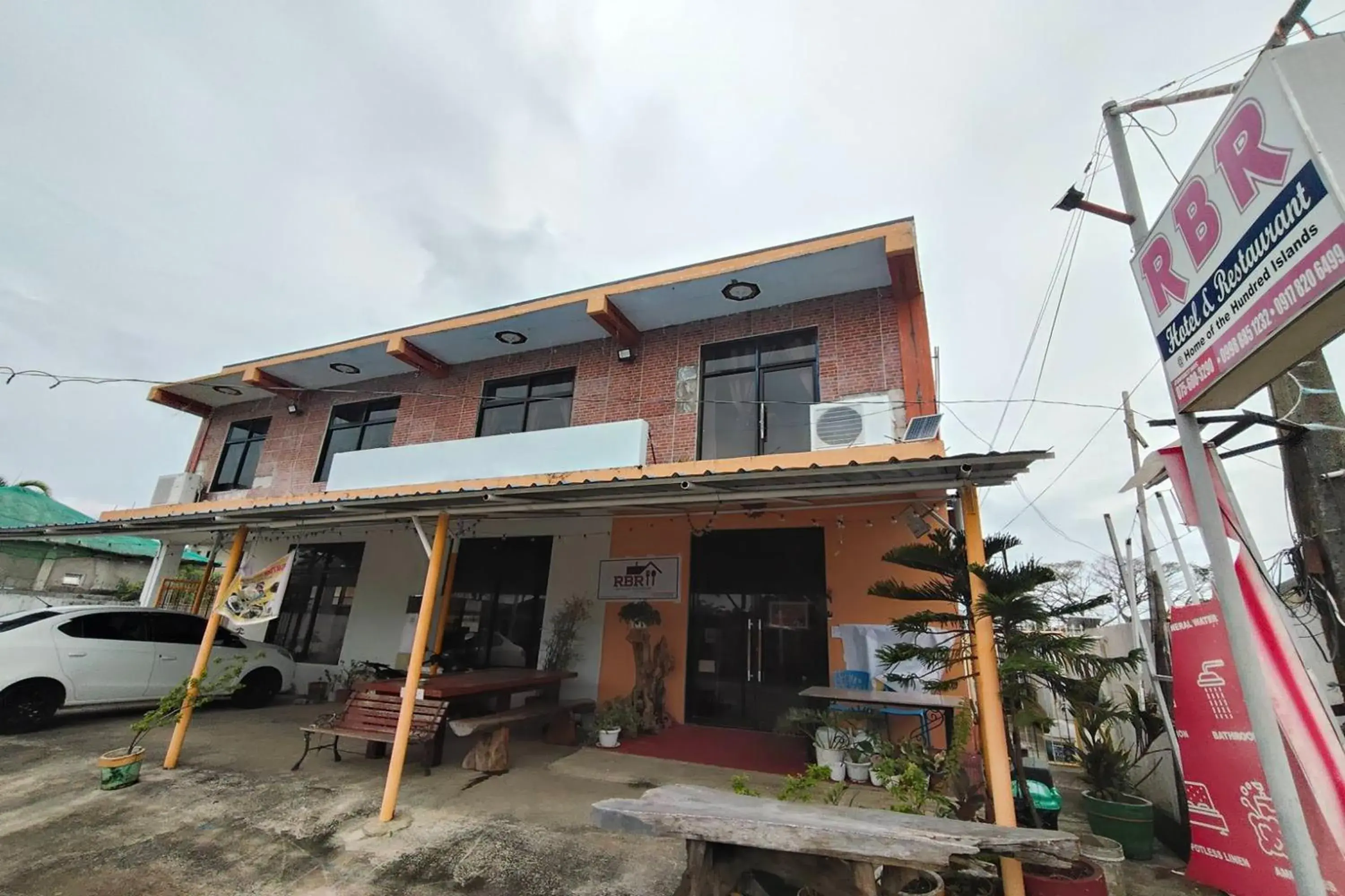 Property building in RBR Hotel and Restaurant near Hundred Islands Property building in RBR Hotel and Restaurant near Hundred Islands