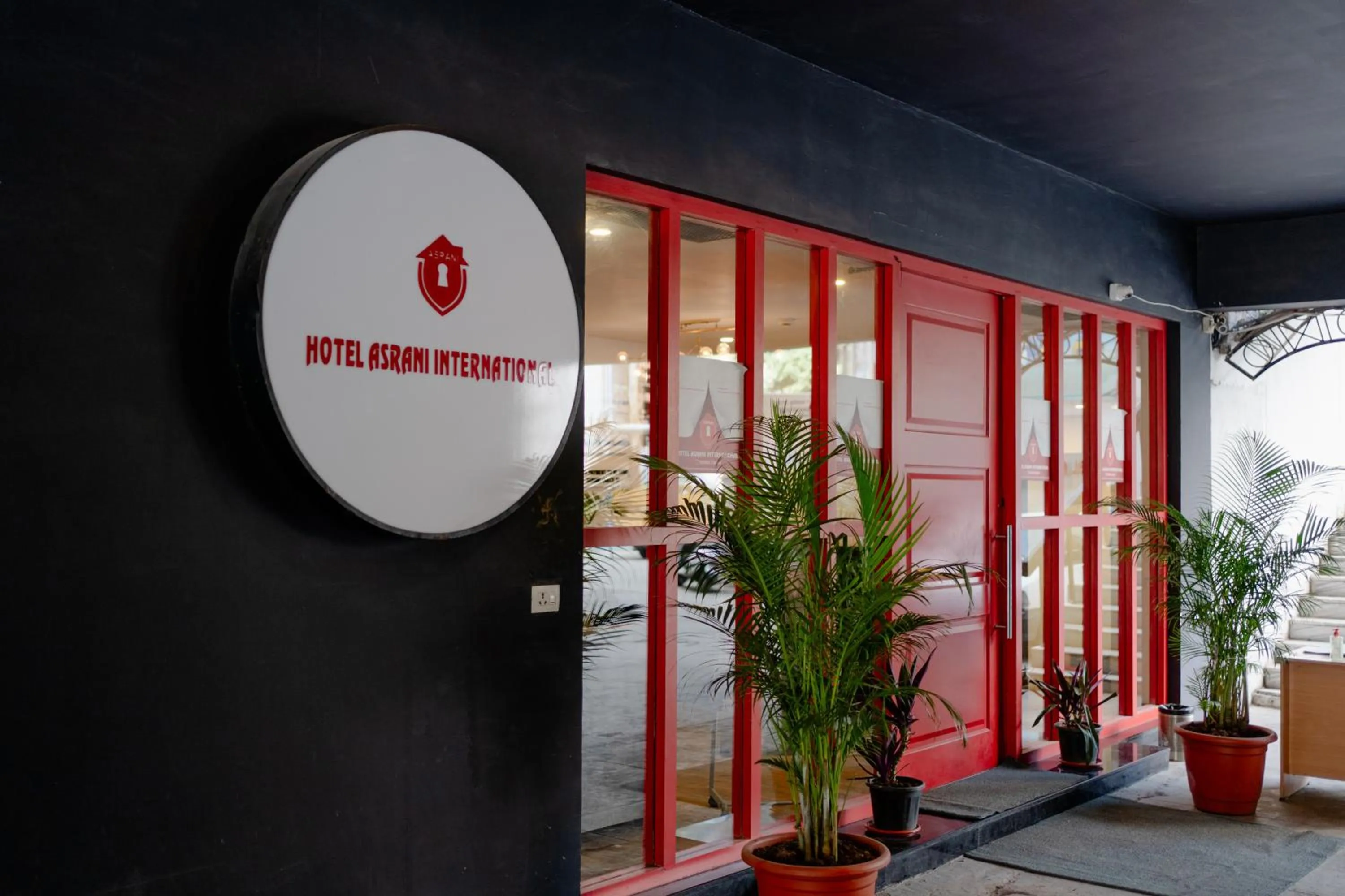 Hotel Asrani International