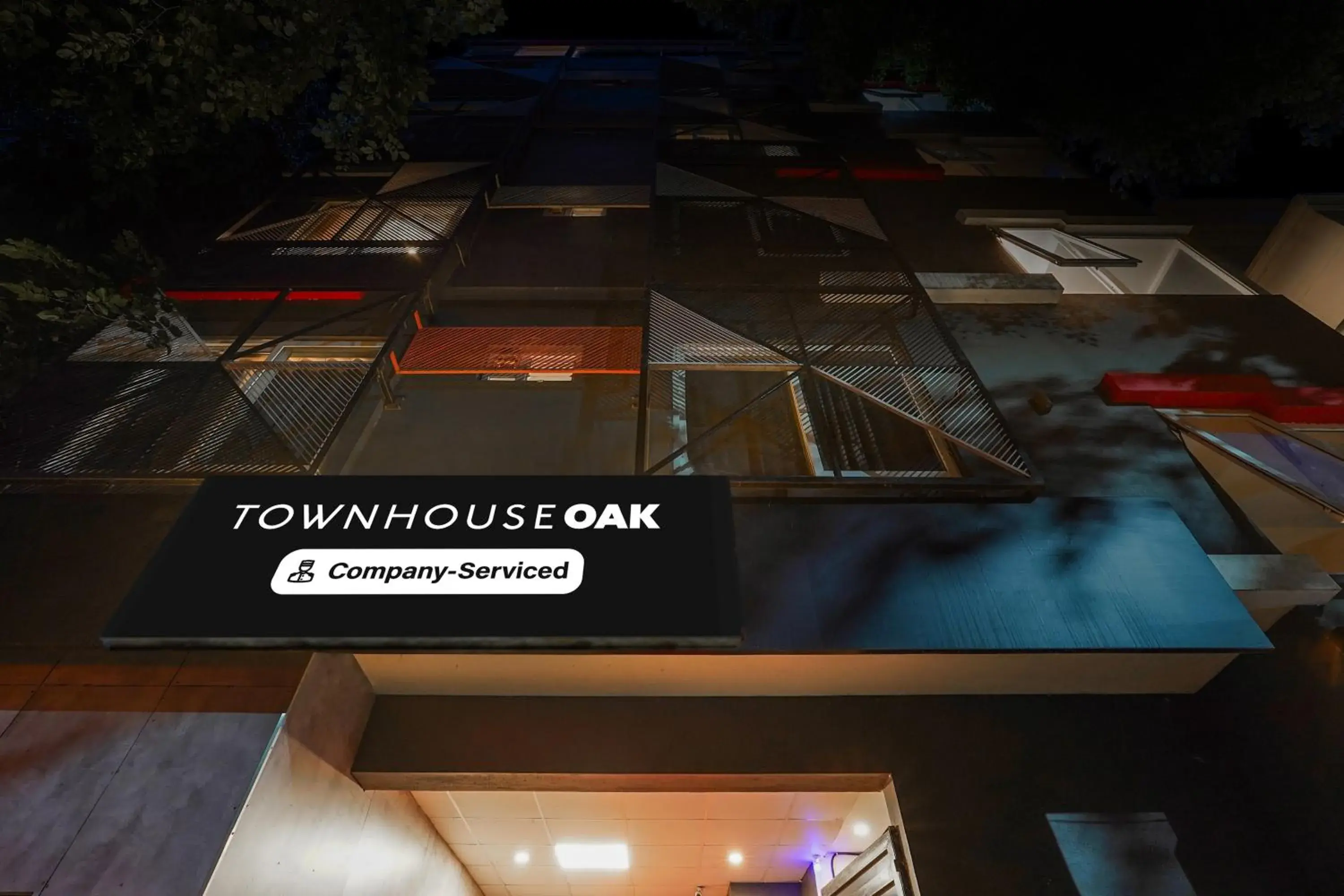 Facade/entrance in Super Townhouse Oak Indiranagar Facade/entrance in Super Townhouse Oak Indiranagar