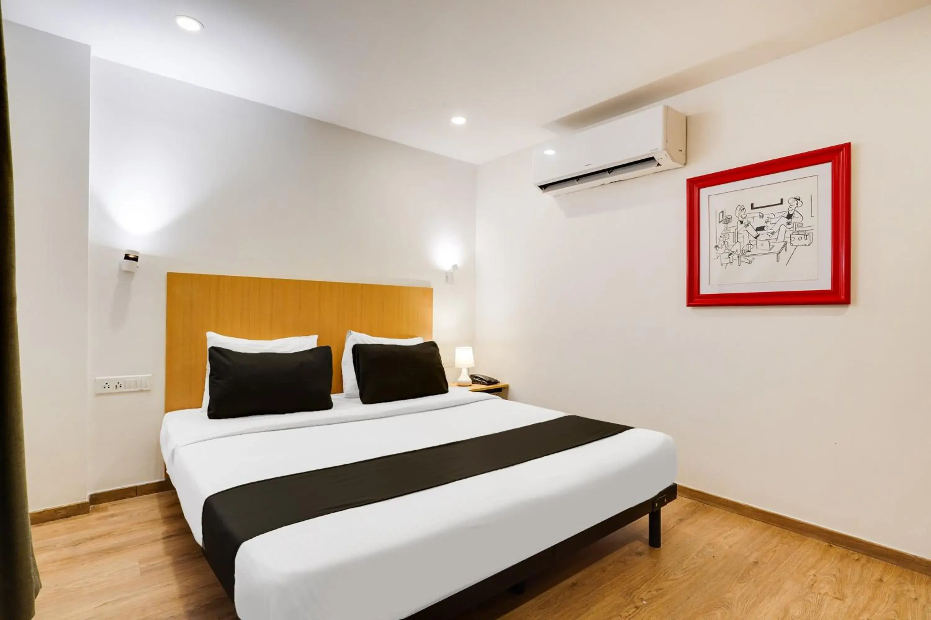Bedroom in Super Townhouse Oak Indiranagar Bedroom in Super Townhouse Oak Indiranagar