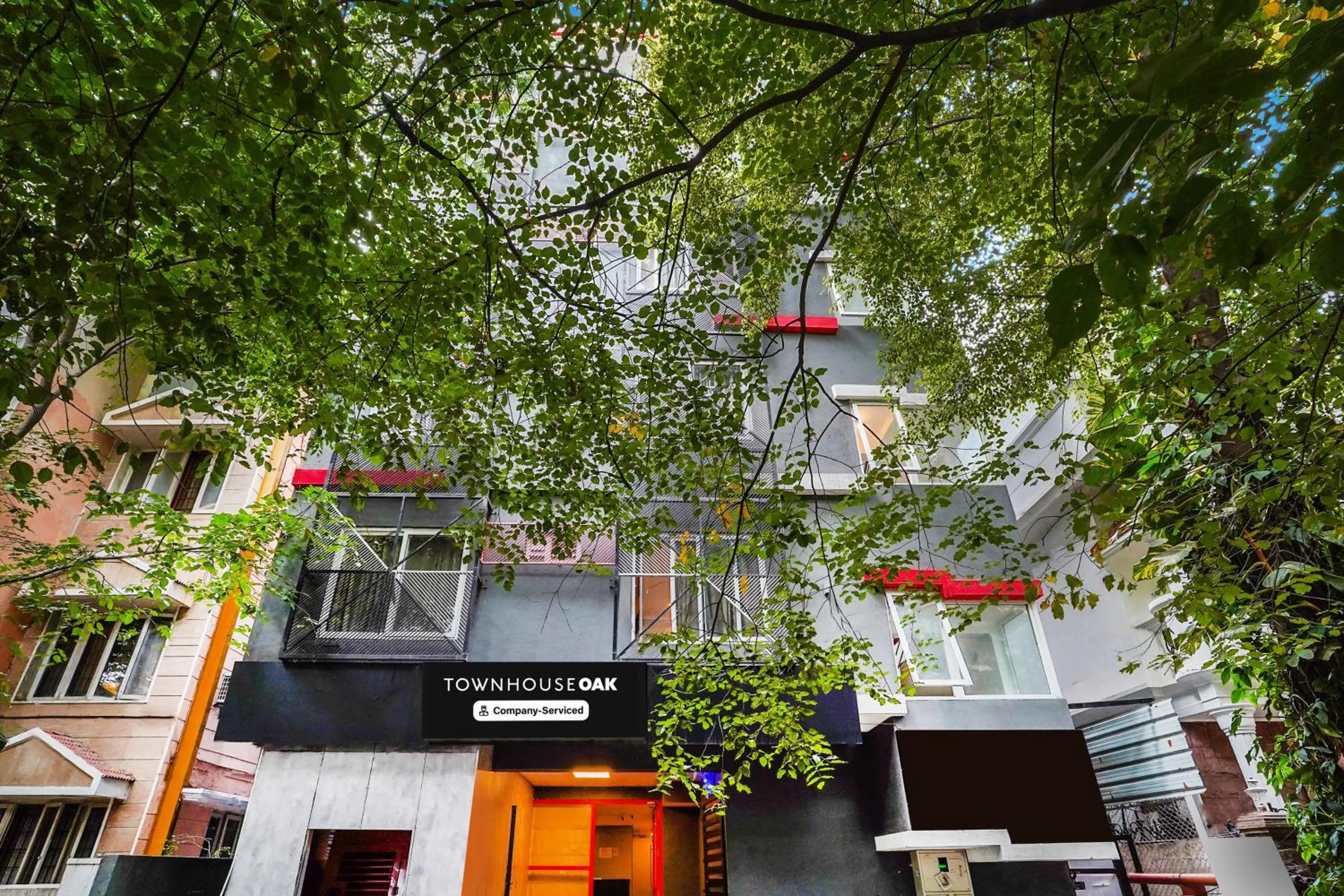 Facade/entrance in Super Townhouse Oak Indiranagar