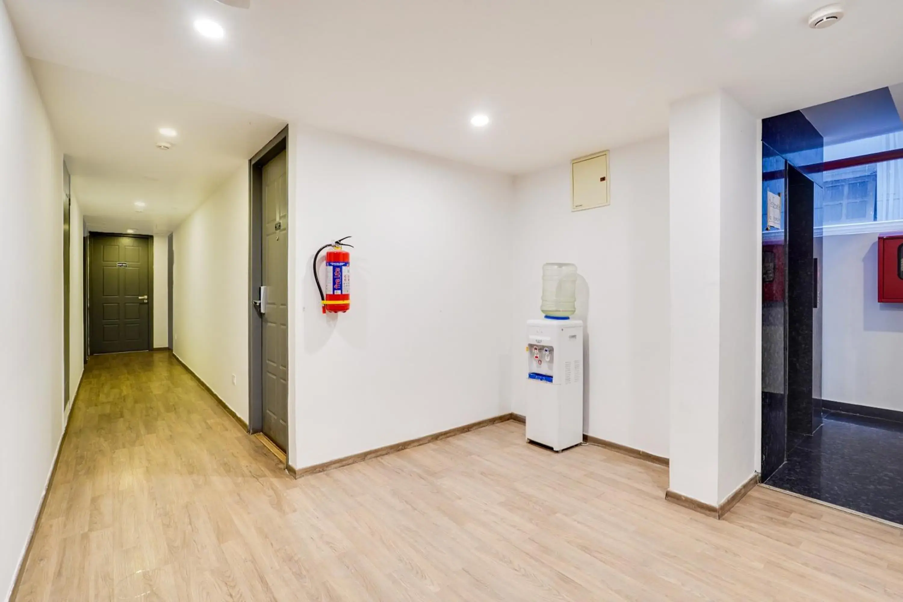 Lobby or reception in Super Townhouse Oak Indiranagar Lobby or reception in Super Townhouse Oak Indiranagar