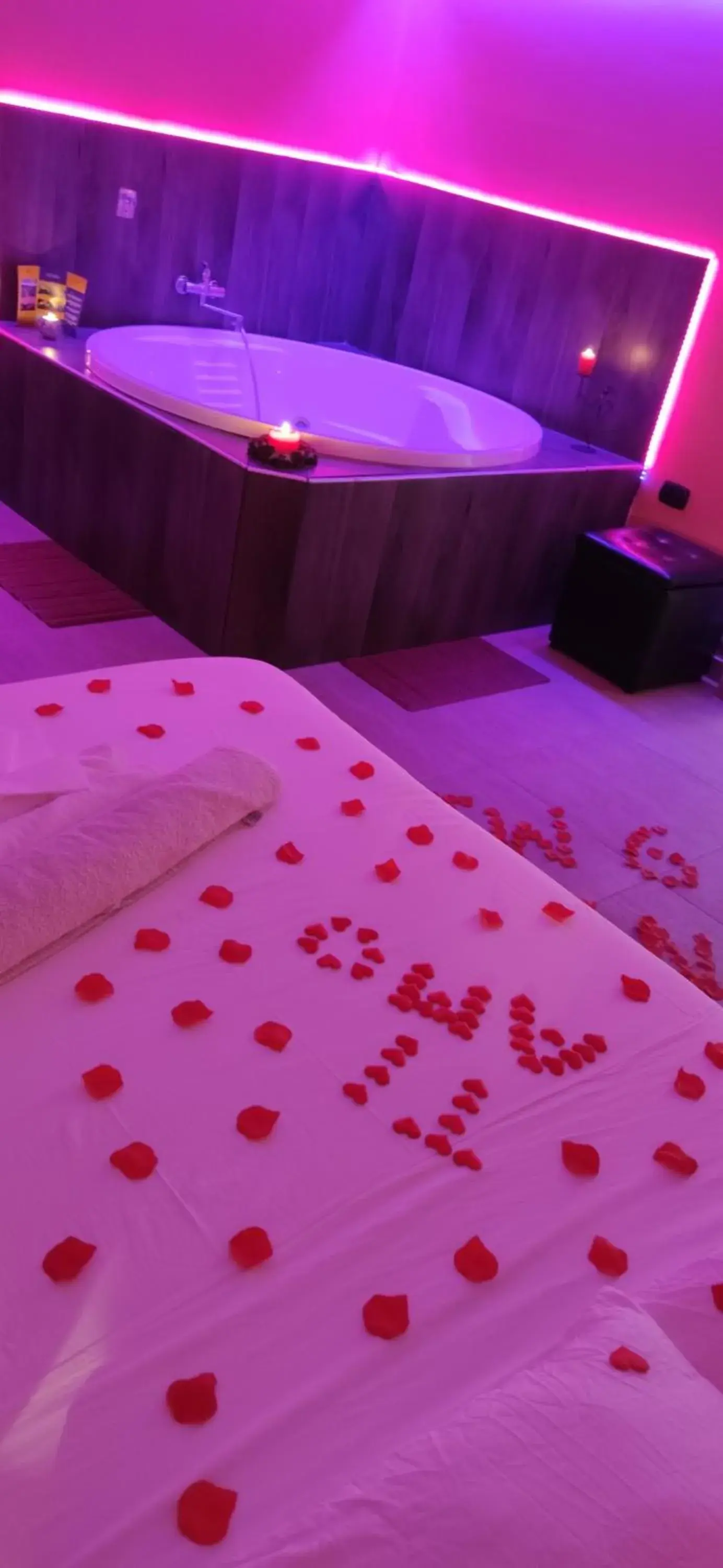 Double Room with Private Bathroom in B&B L'Altro Anfiteatro Camera suite Double Room with Private Bathroom in B&B L'Altro Anfiteatro Camera suite