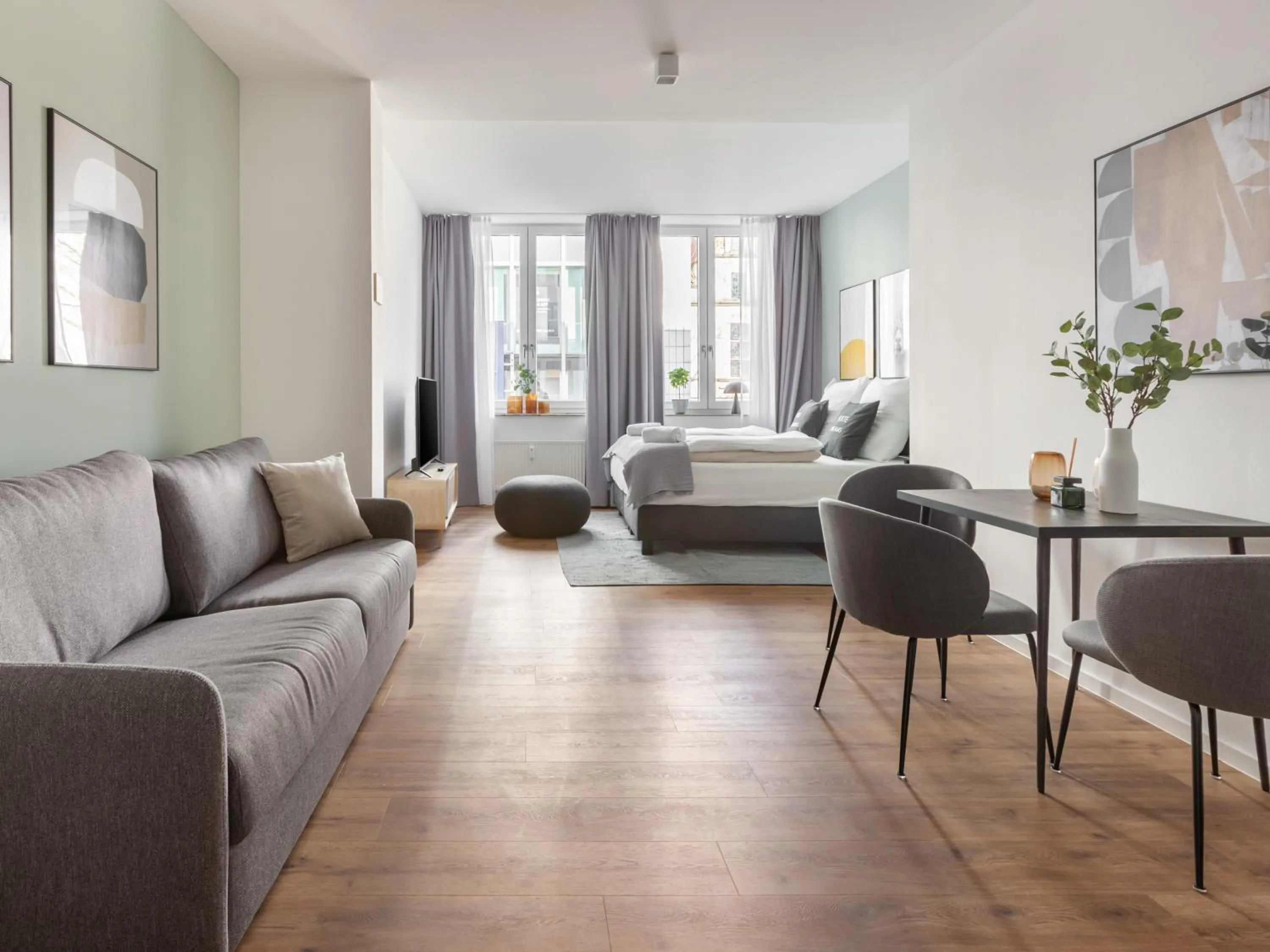 Bed in Limehome Bremen Hutfilterstraße