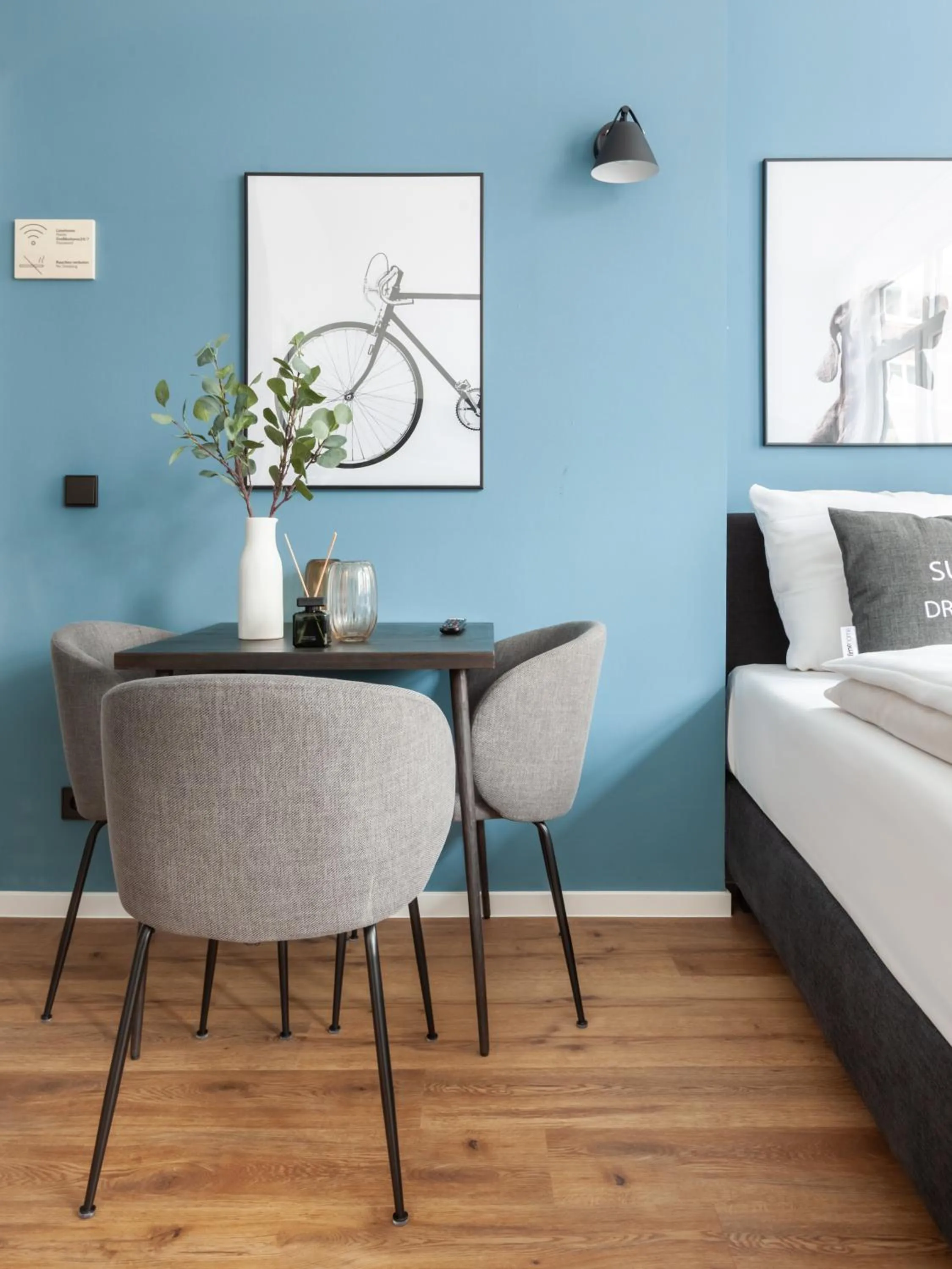 Bed in Limehome Bremen Hutfilterstraße