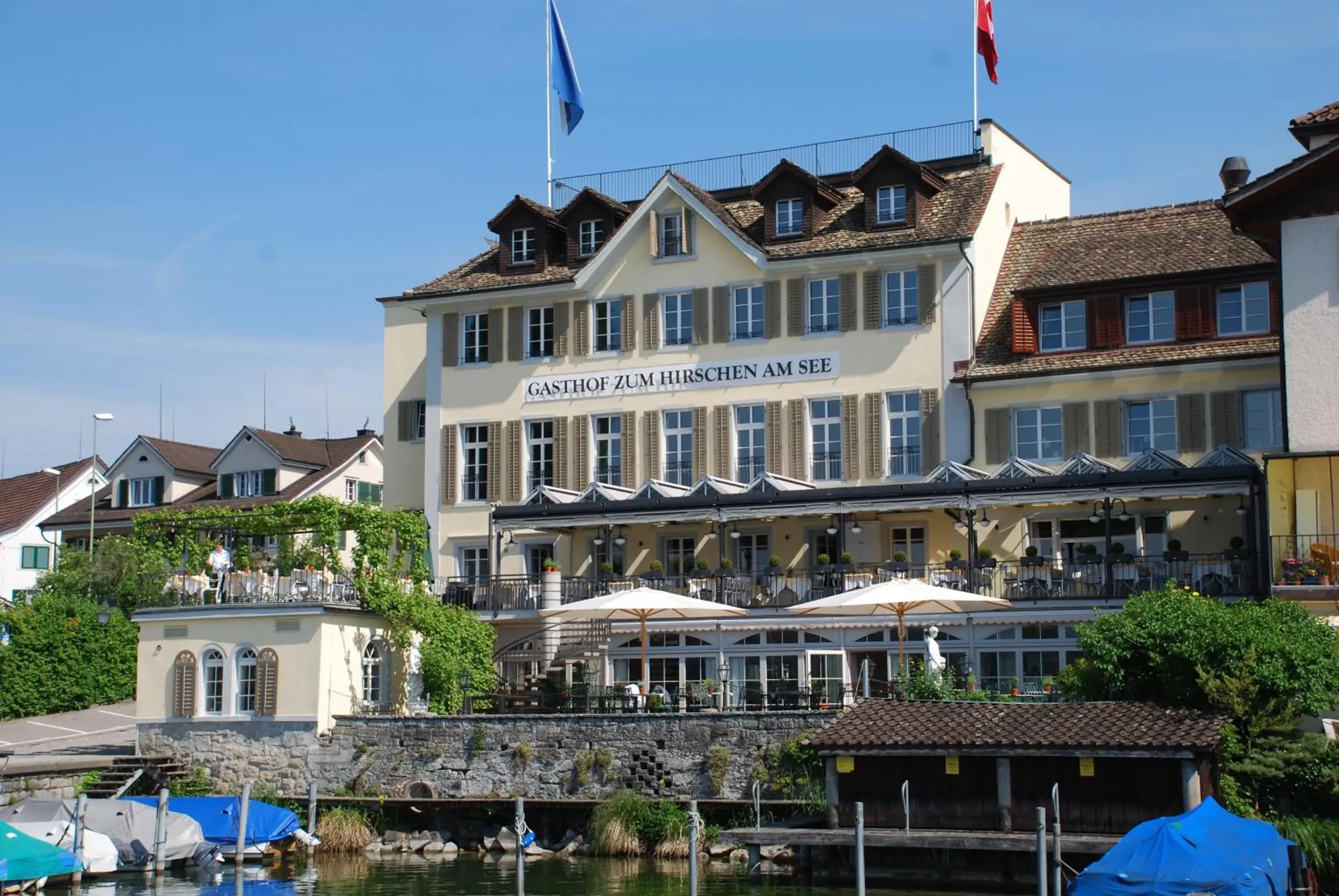 Property building in Hotel Hirschen am See Property building in Hotel Hirschen am See