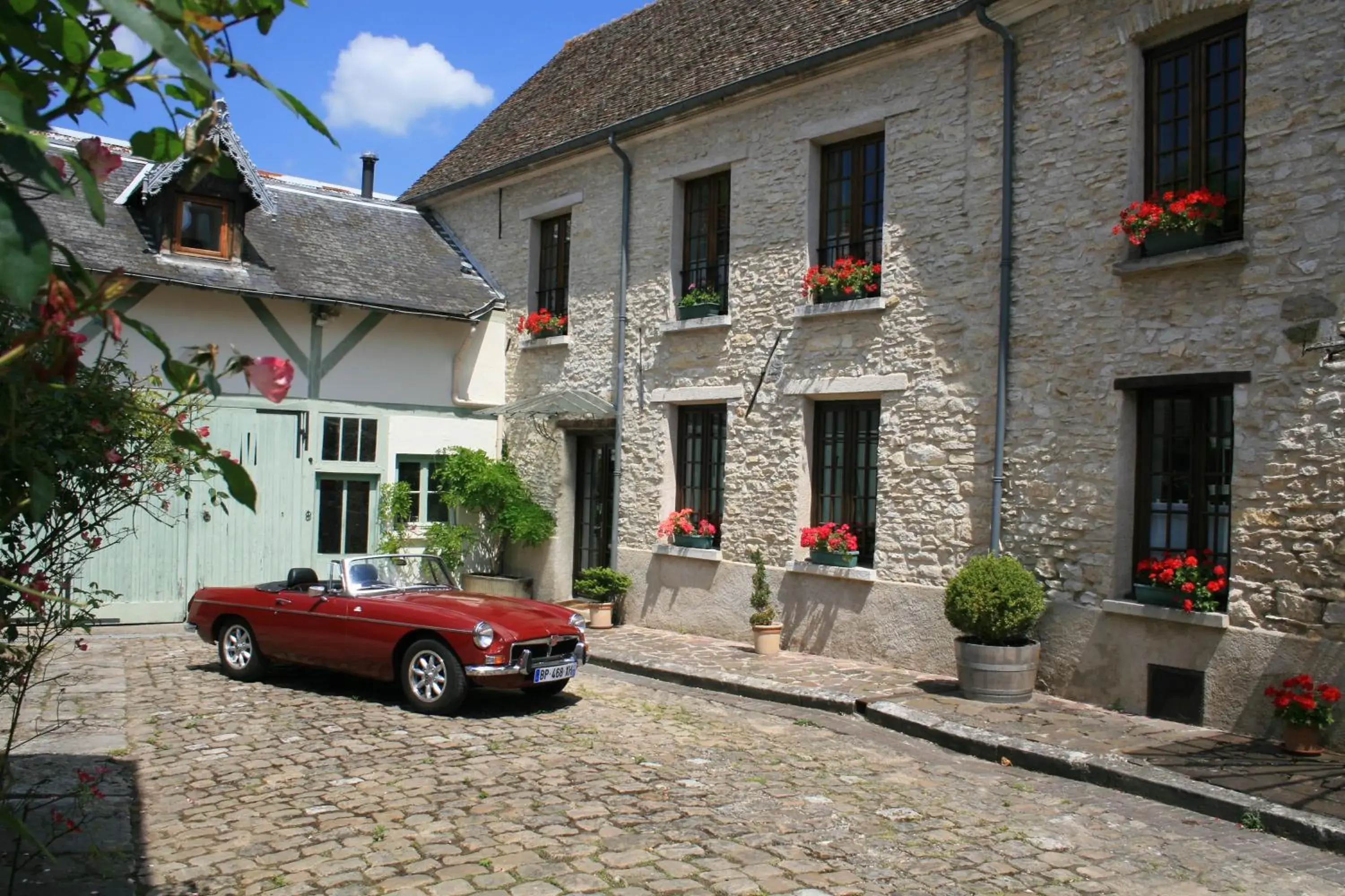 Au Relais de Chaussy Au Relais de Chaussy