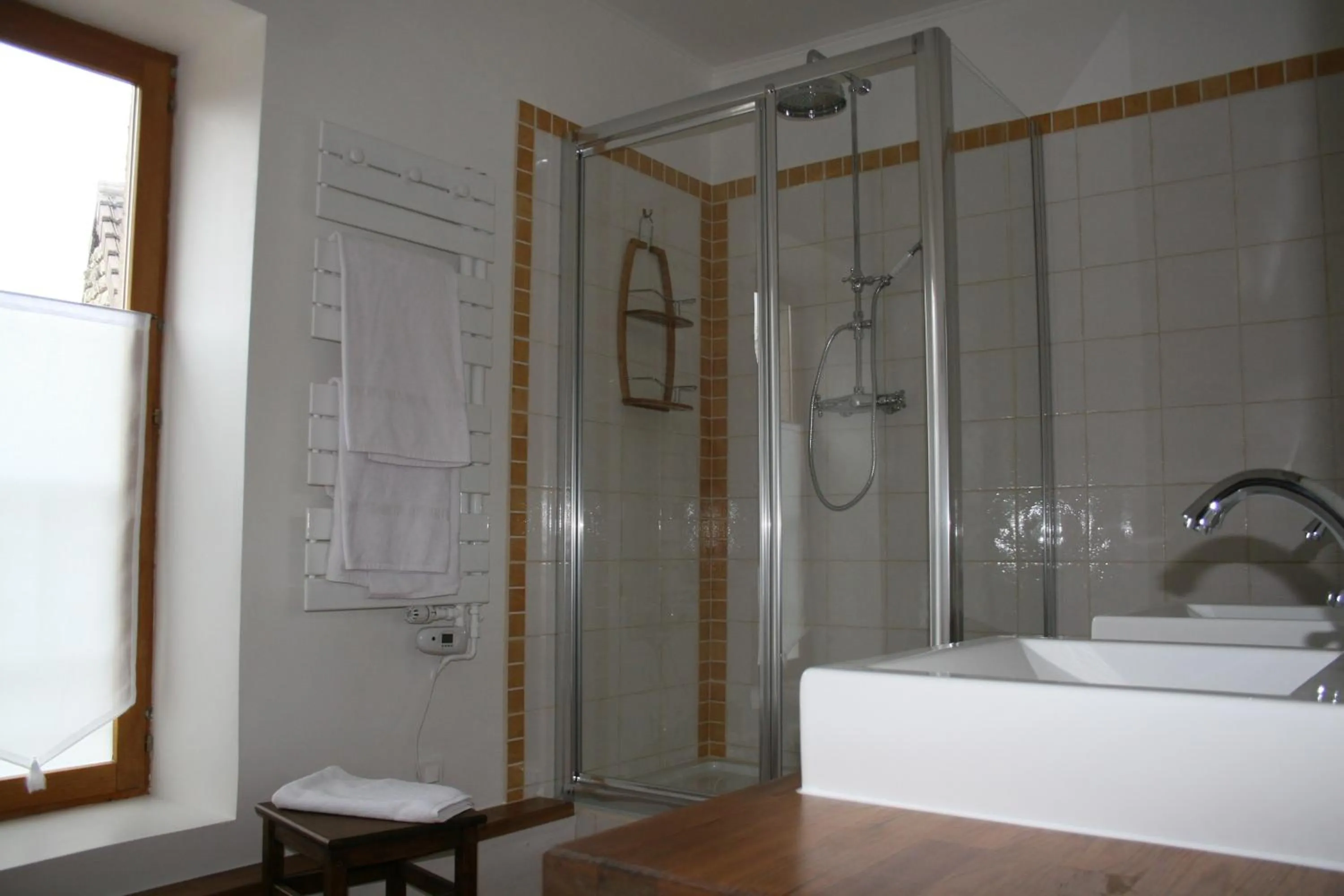 Bathroom in Au Relais de Chaussy