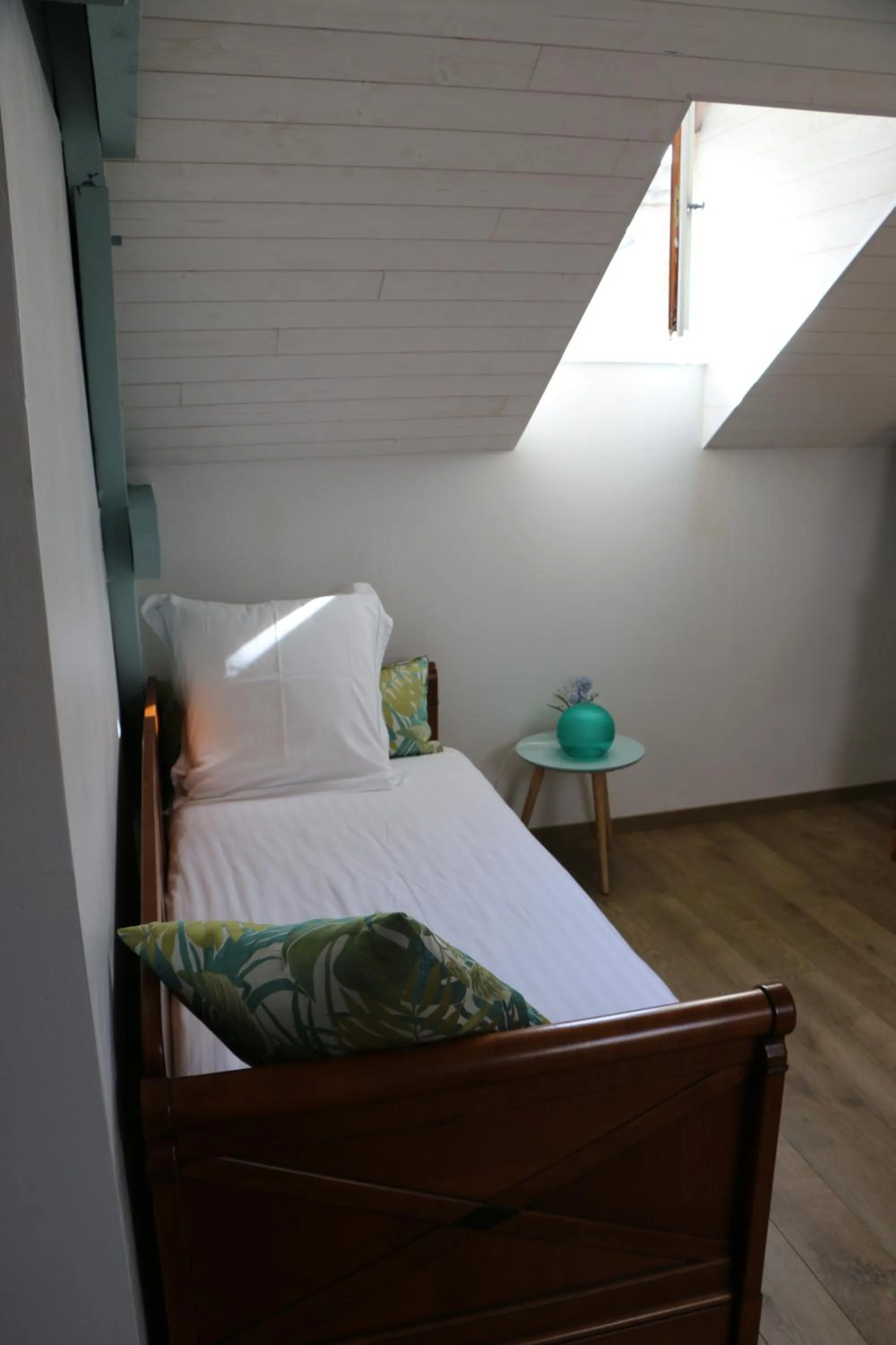 Bedroom, Bed in Au Relais de Chaussy