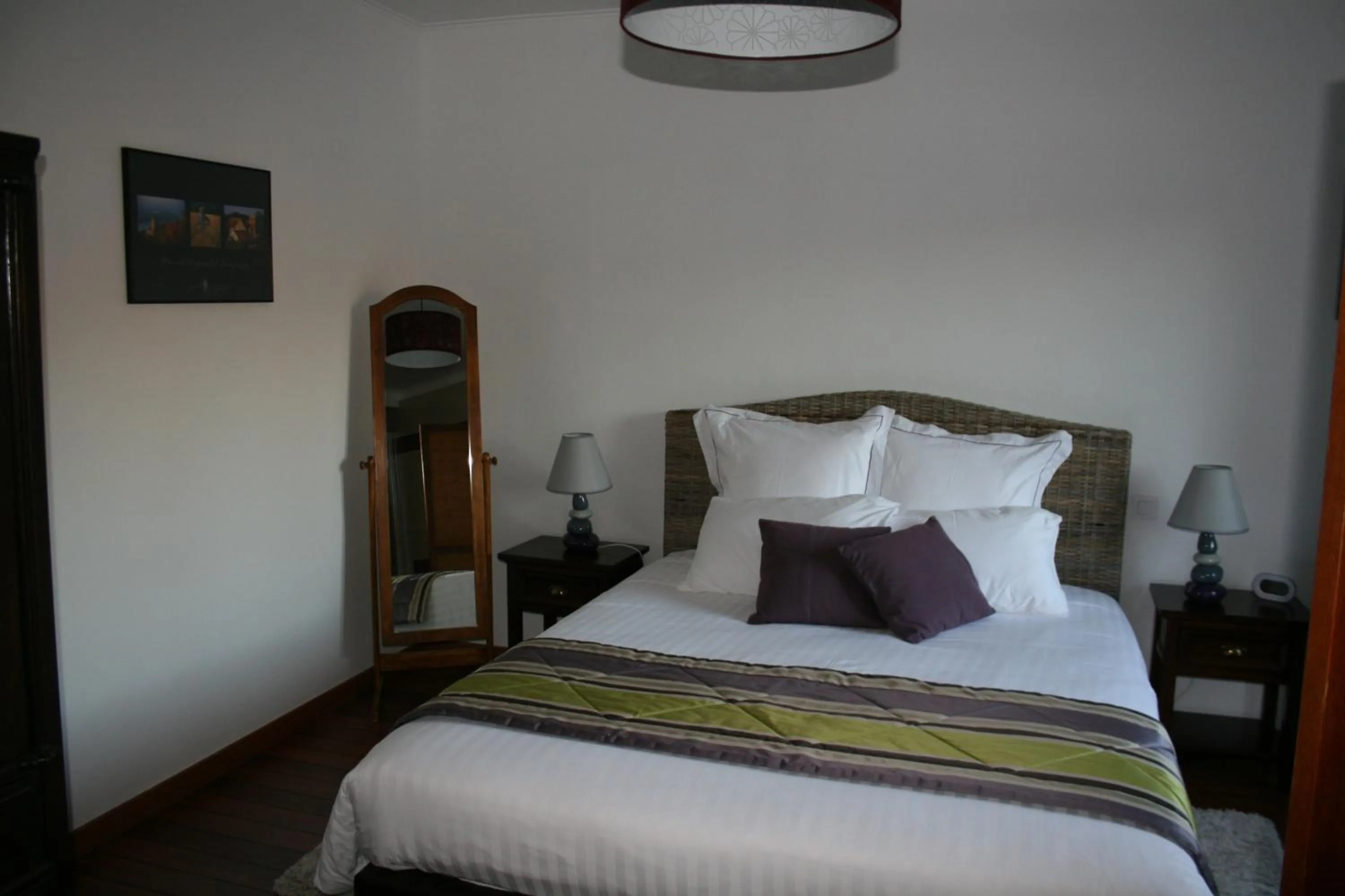 Bedroom, Bed in Au Relais de Chaussy