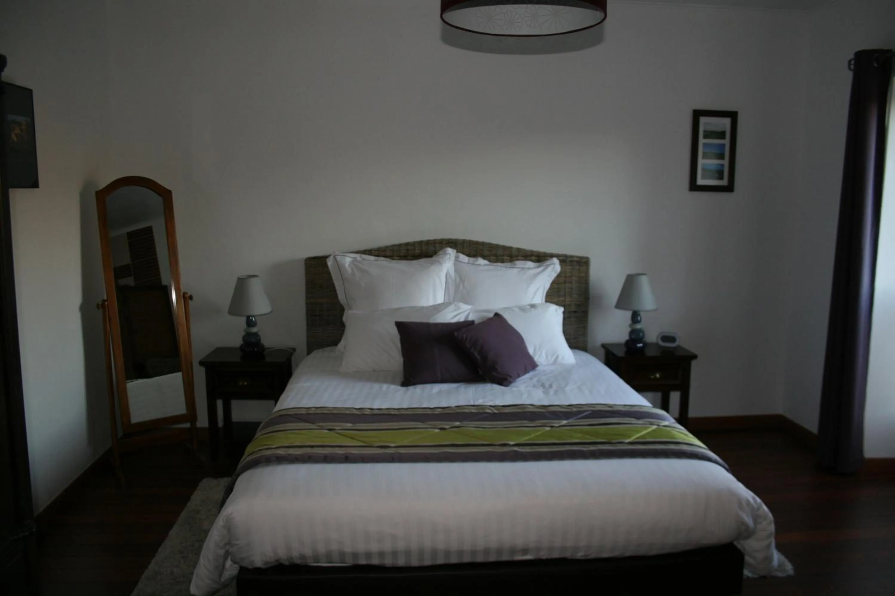 Bedroom, Bed in Au Relais de Chaussy